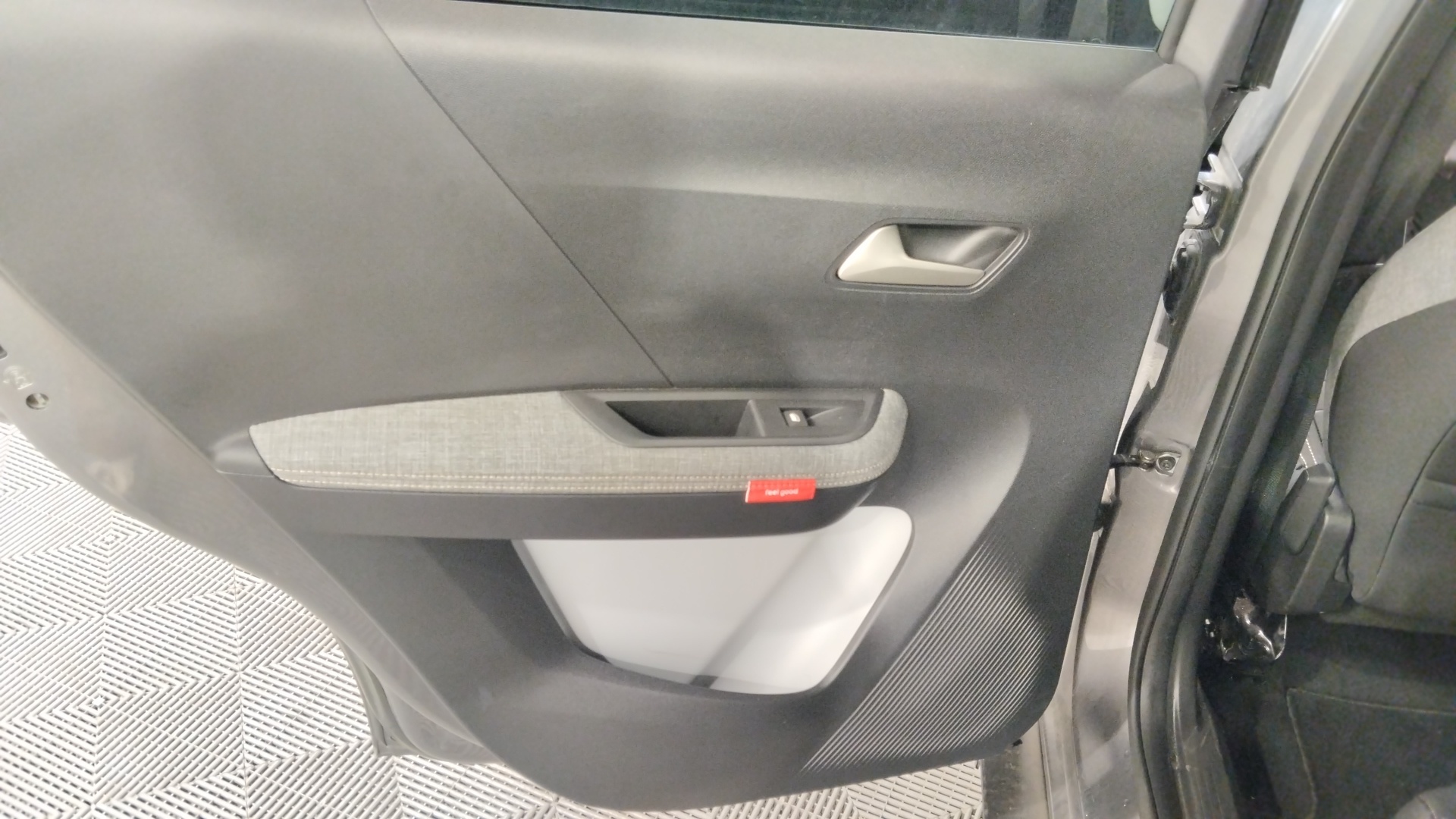 CITROEN C3 AIRCROSS Hybride 145 E-dcs6 PLUS