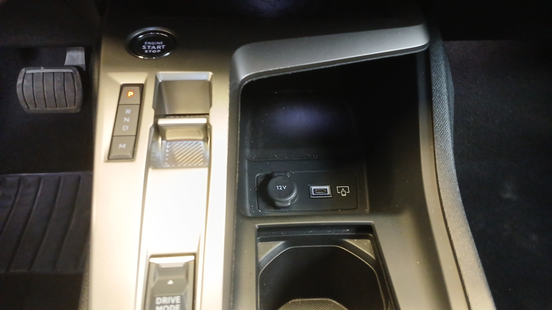 PEUGEOT 308 Allure Hybrid 145 ch e-DCS6