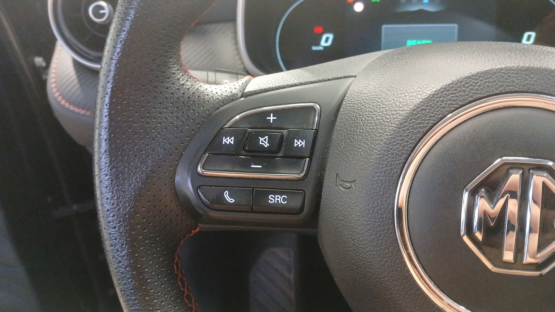 MG ZS ELECTRIQUE EV Autonomie Standard 51kWh - 130 kW 2WD Luxury