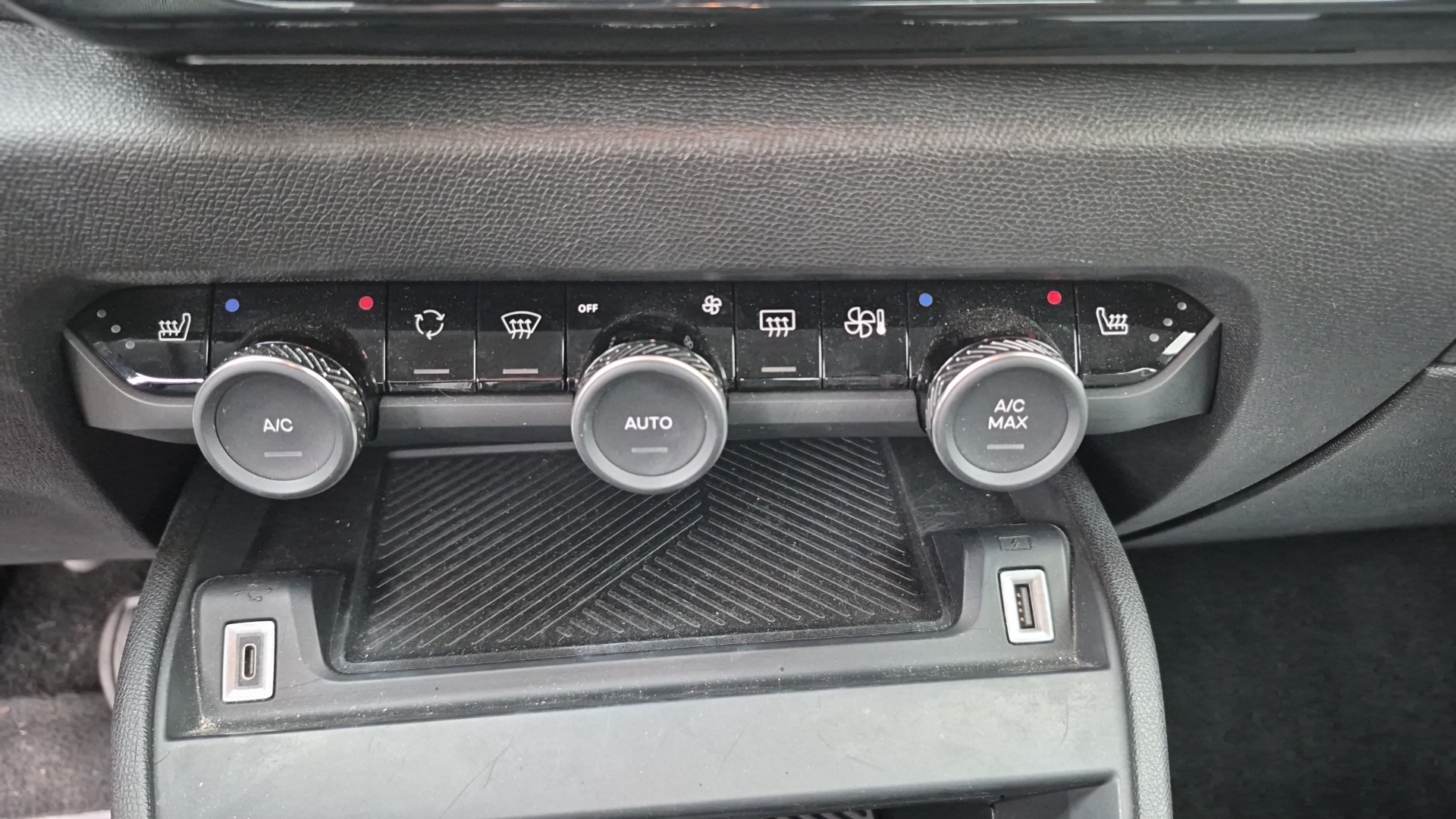 CITROEN C4 PURETECH 130CH.BVM PLUS