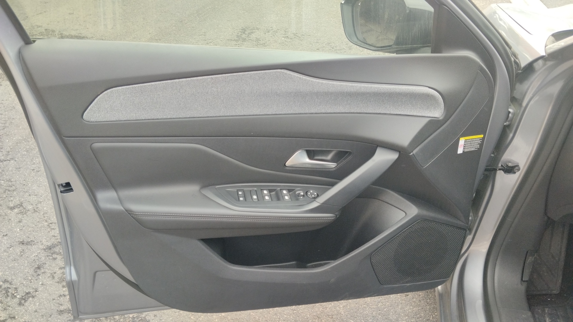 PEUGEOT 308 Allure Hybrid 145 ch e-DCS6