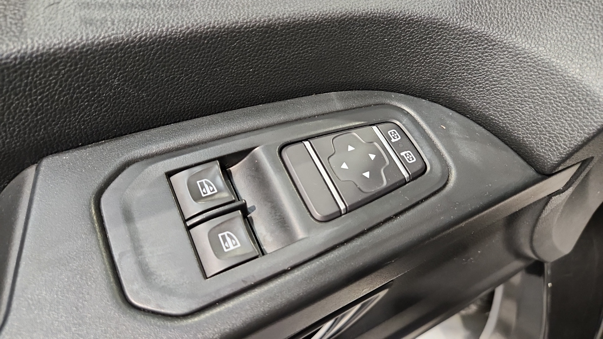 RENAULT TRAFIC COMBI L2 dCi 170 Energy S&S EDC Intens 9 PLACES