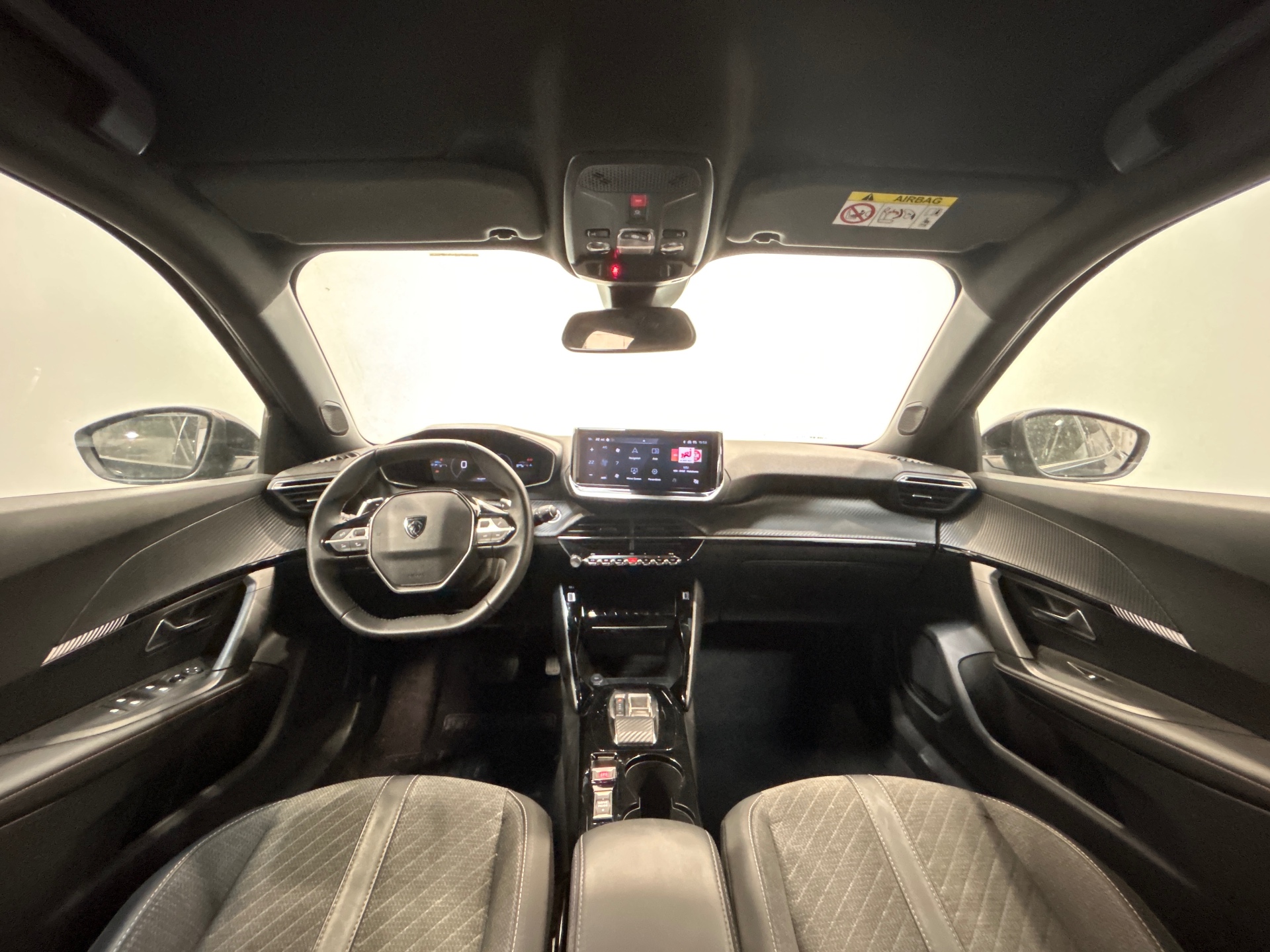 PEUGEOT 2008 PureTech 130 S&S EAT8 Allure