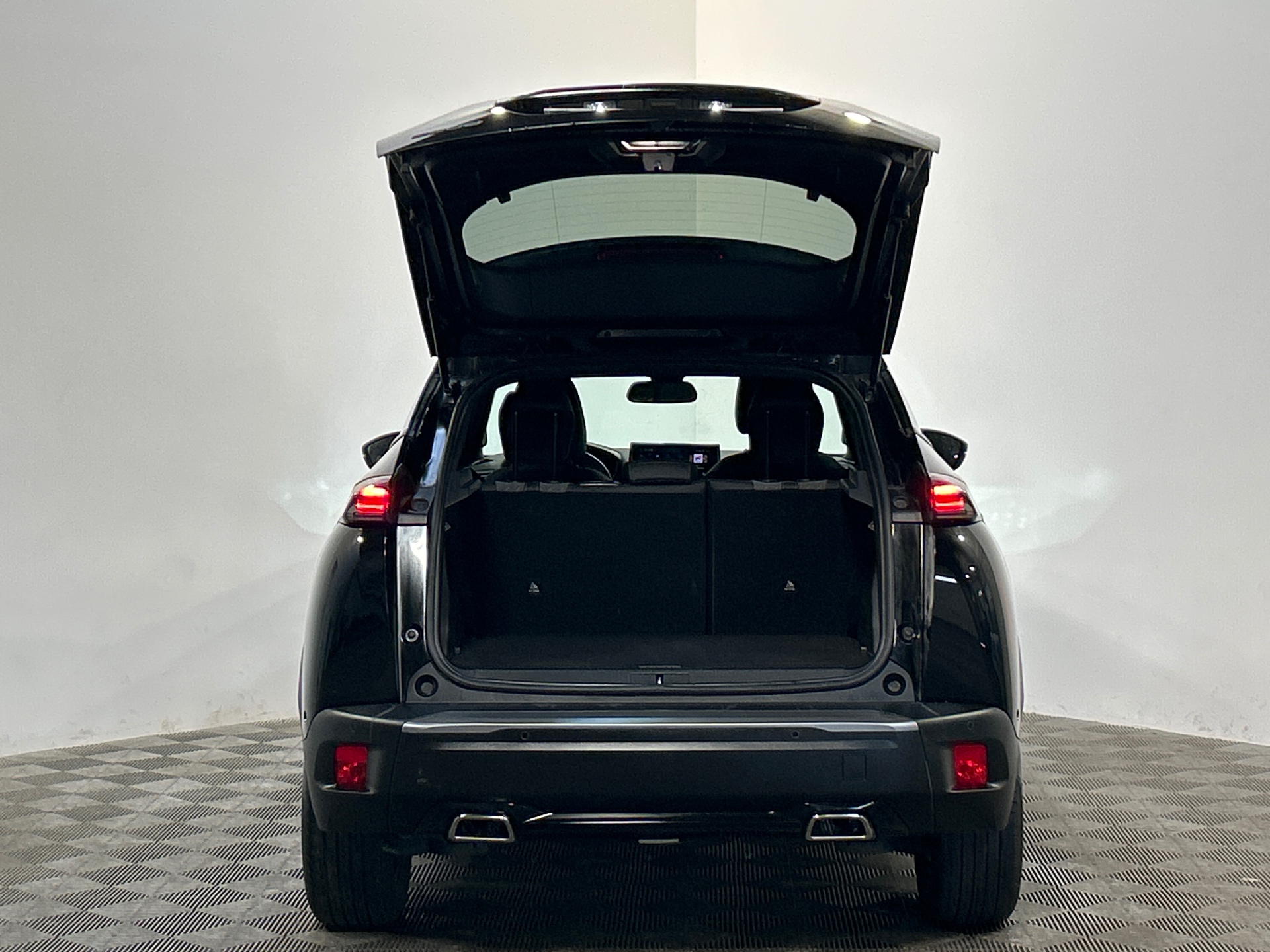 PEUGEOT 2008 PureTech 130 S&S EAT8 Allure