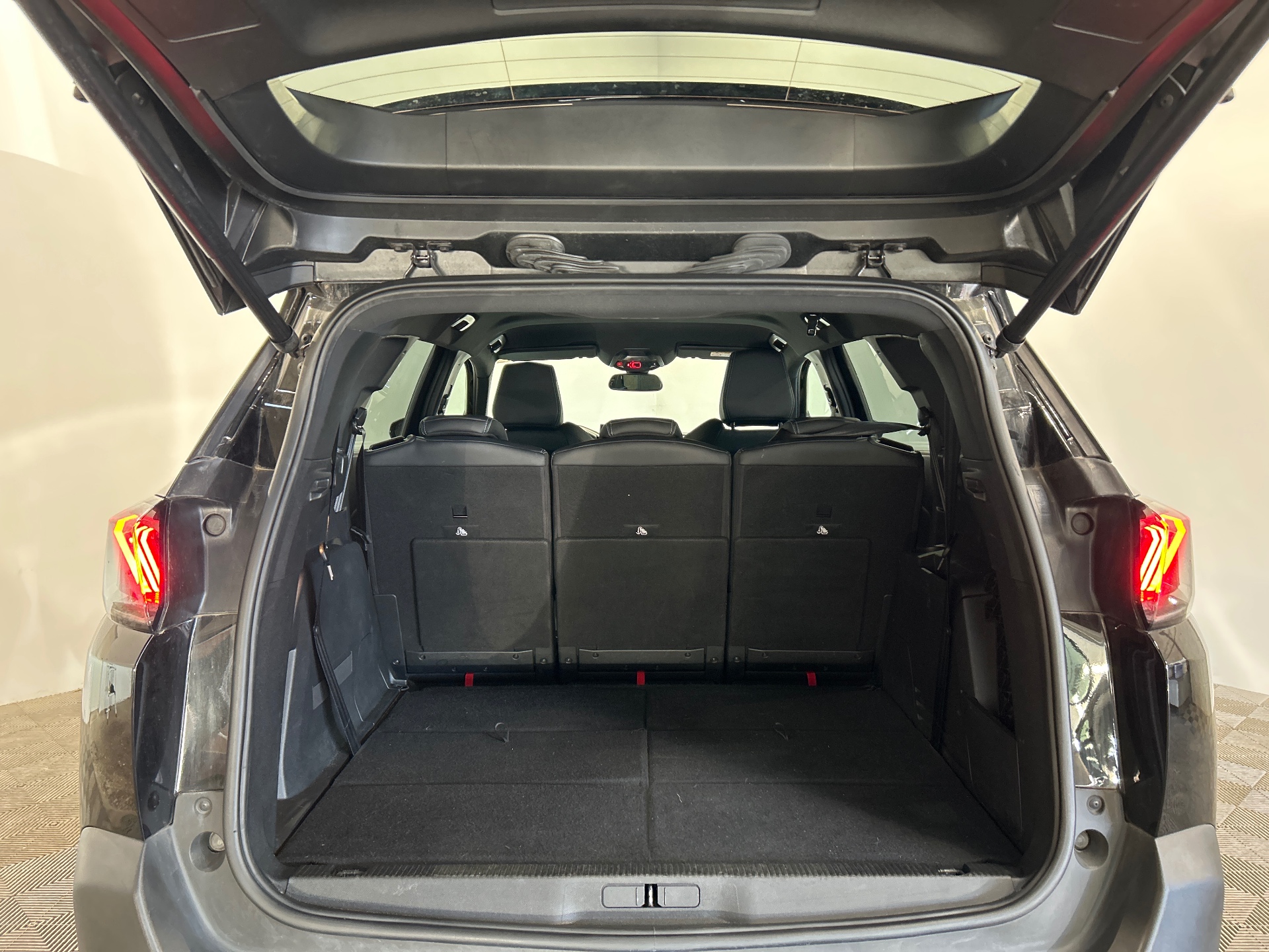 PEUGEOT 5008 ALLURE PK PTECH 130 S&S BVM6
