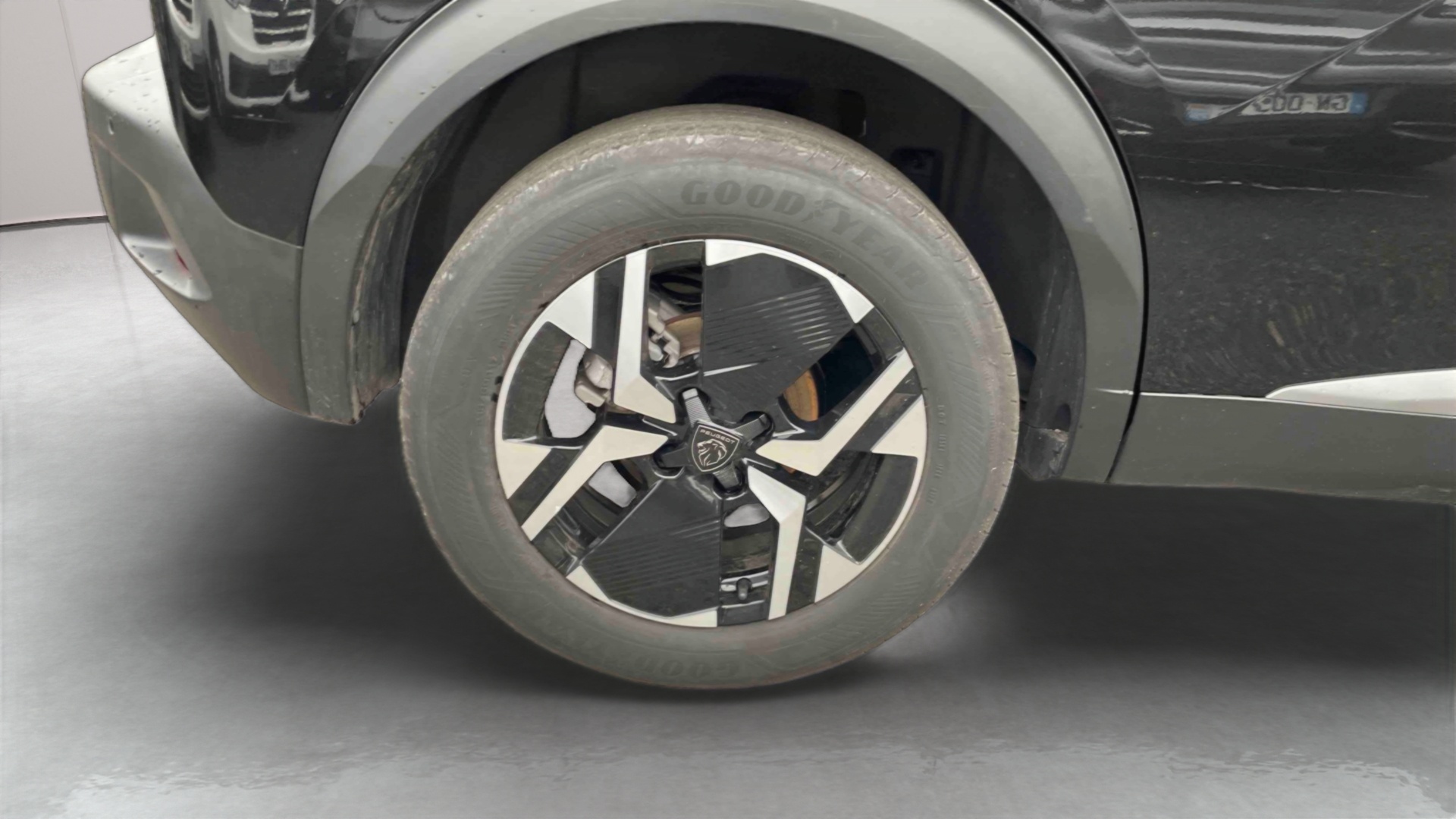 PEUGEOT 2008 PureTech 100 S&S BVM6 Allure