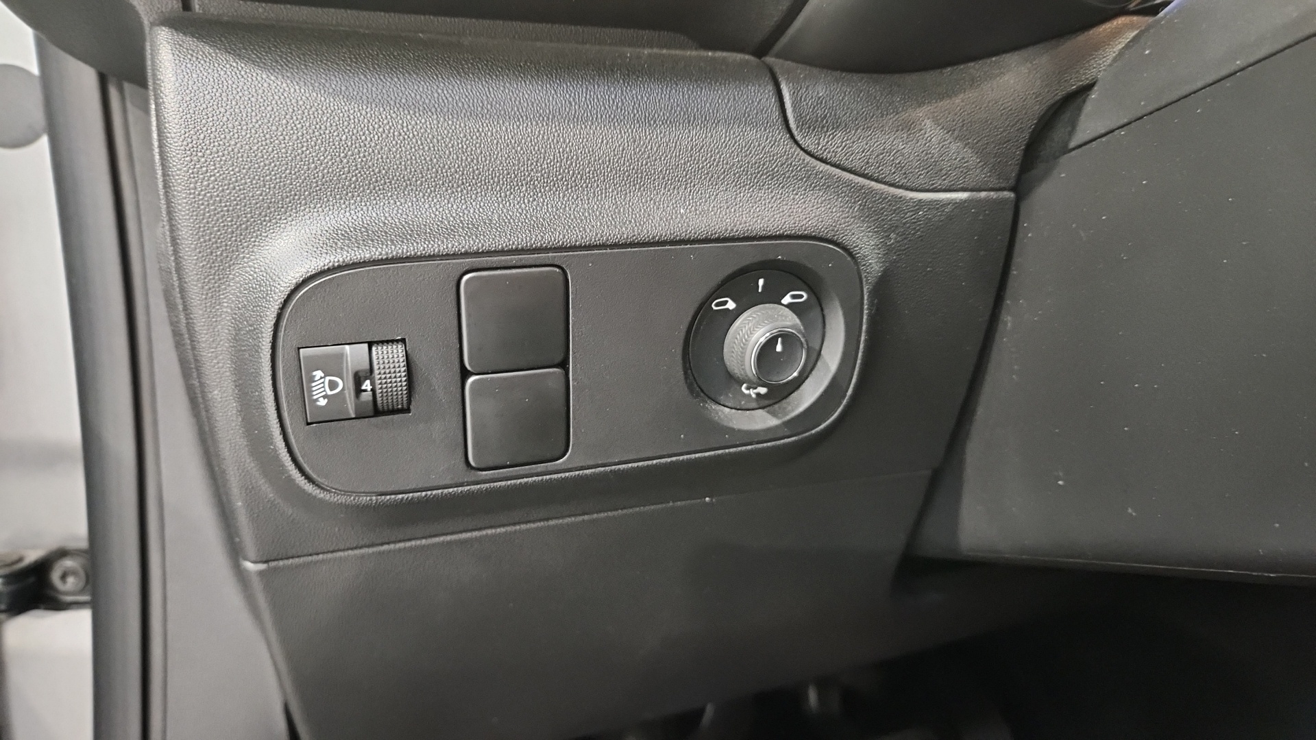 CITROEN C3 PureTech 83 S&S BVM5 Shine