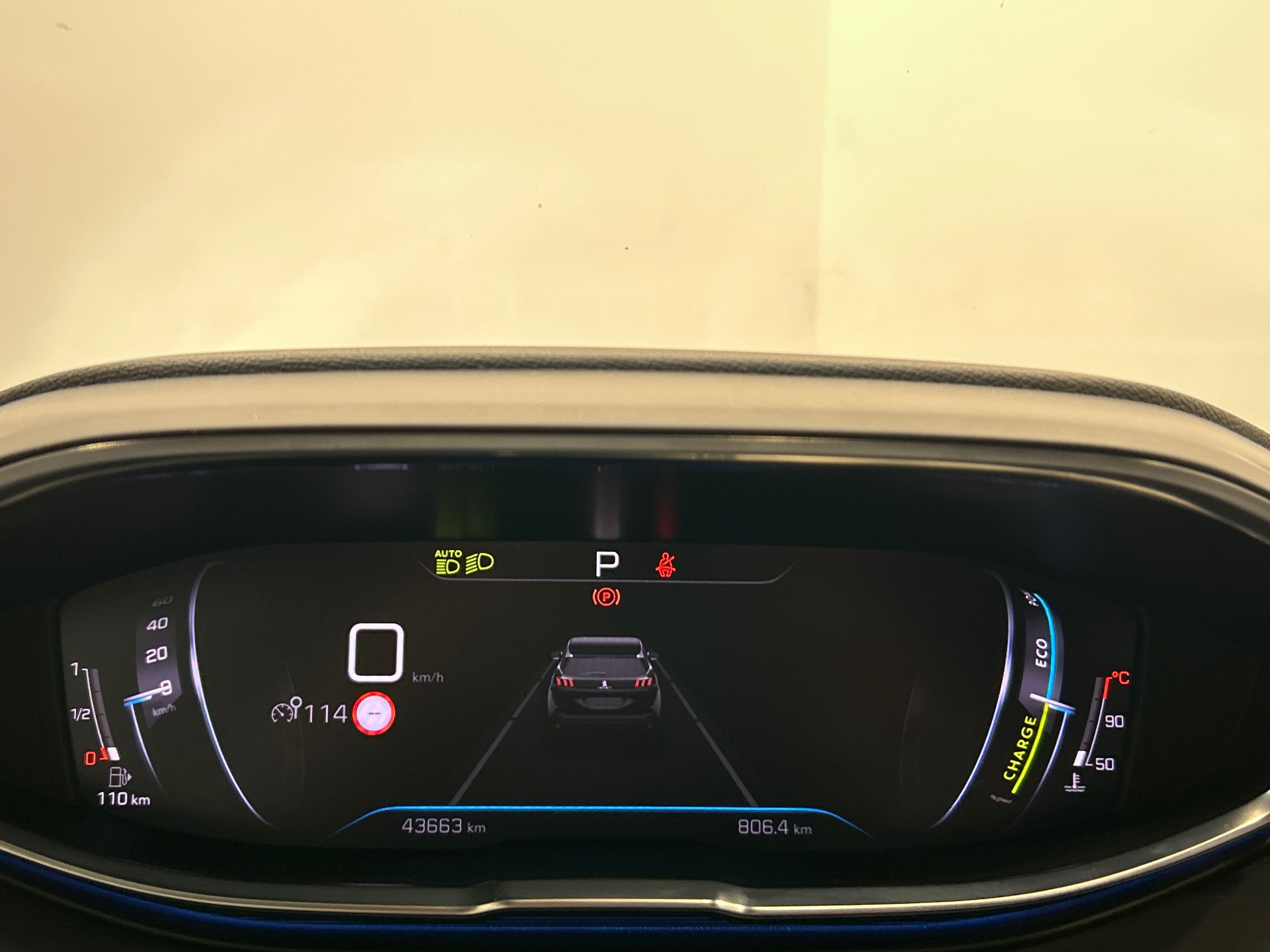 PEUGEOT 3008 Hybrid 136 e-DCS6 Allure Pack