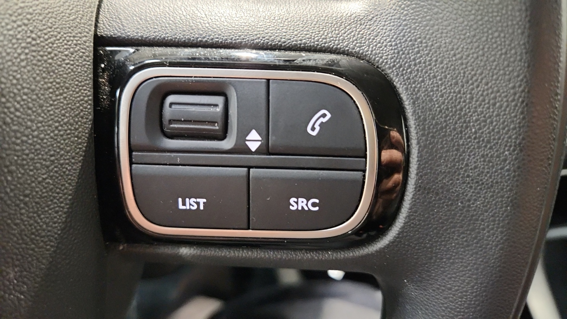 CITROEN C3 PureTech 83 S&S BVM5 Shine