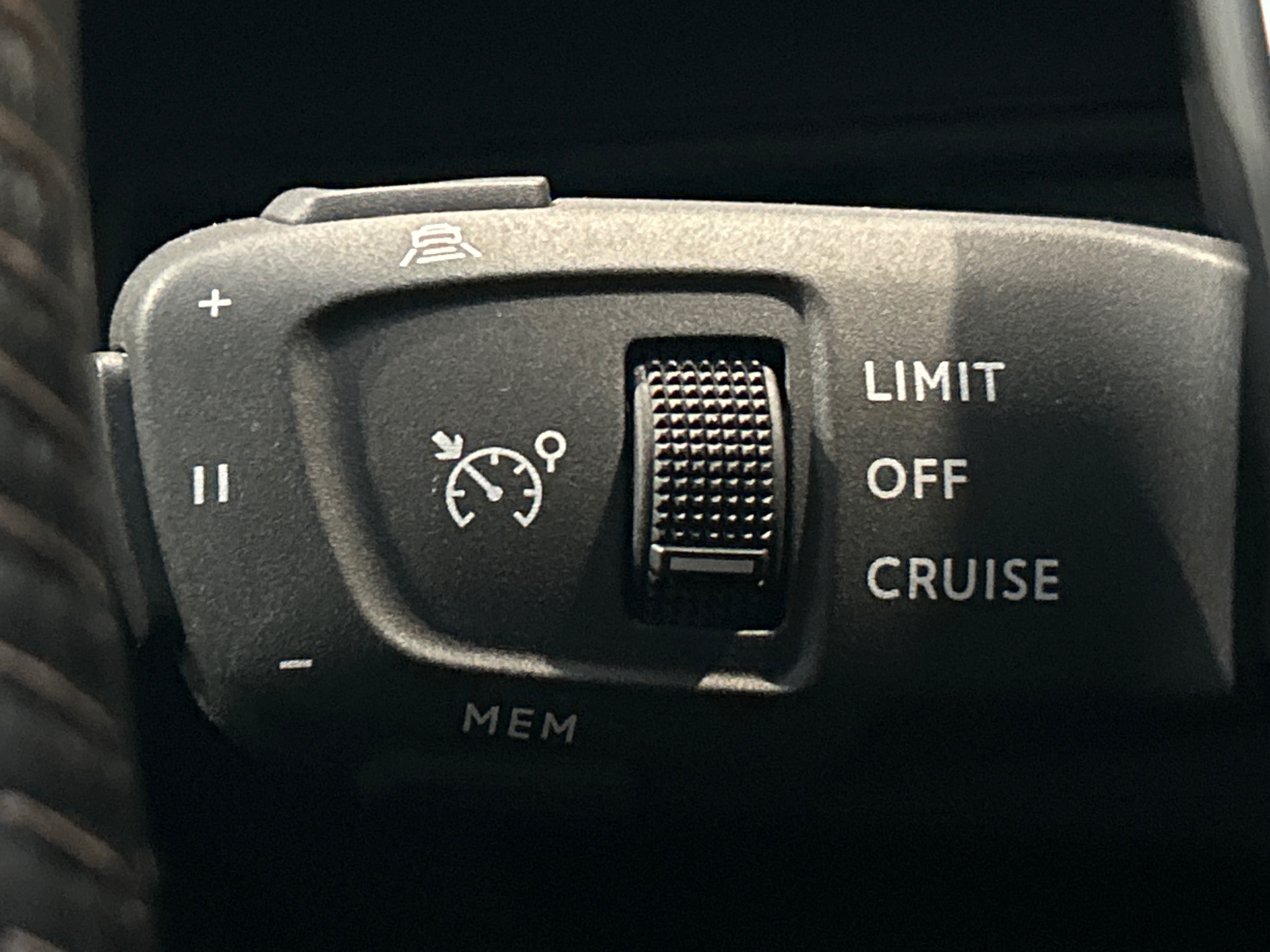 PEUGEOT 5008 ALLURE PK PTECH 130 S&S BVM6