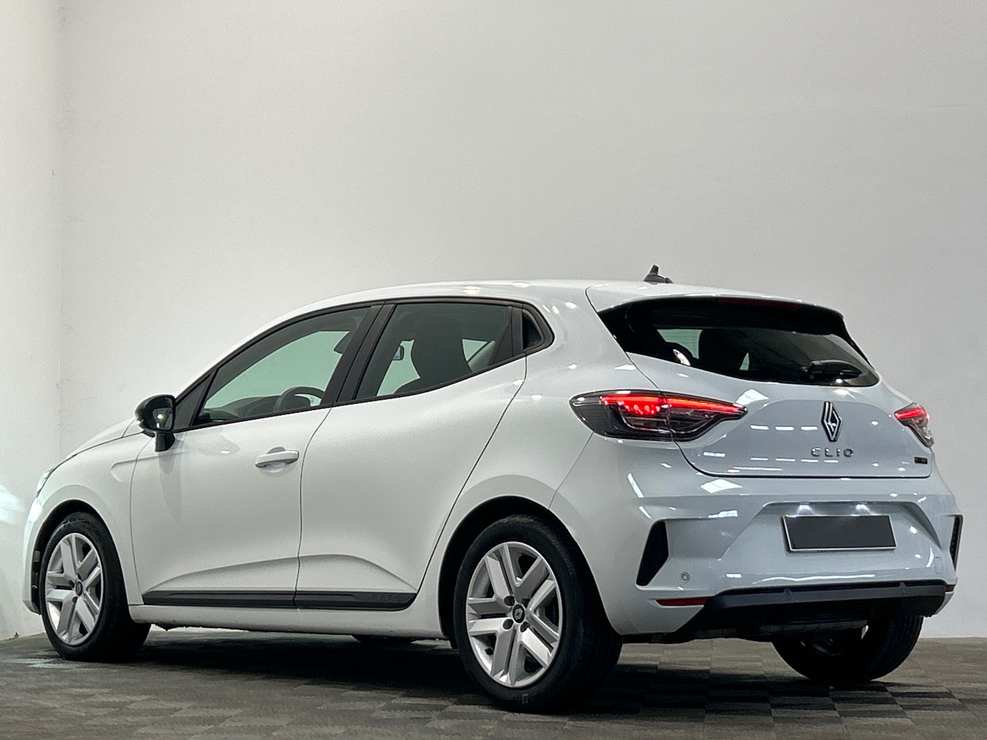 RENAULT CLIO V E-Tech full hybrid 145 Evolution