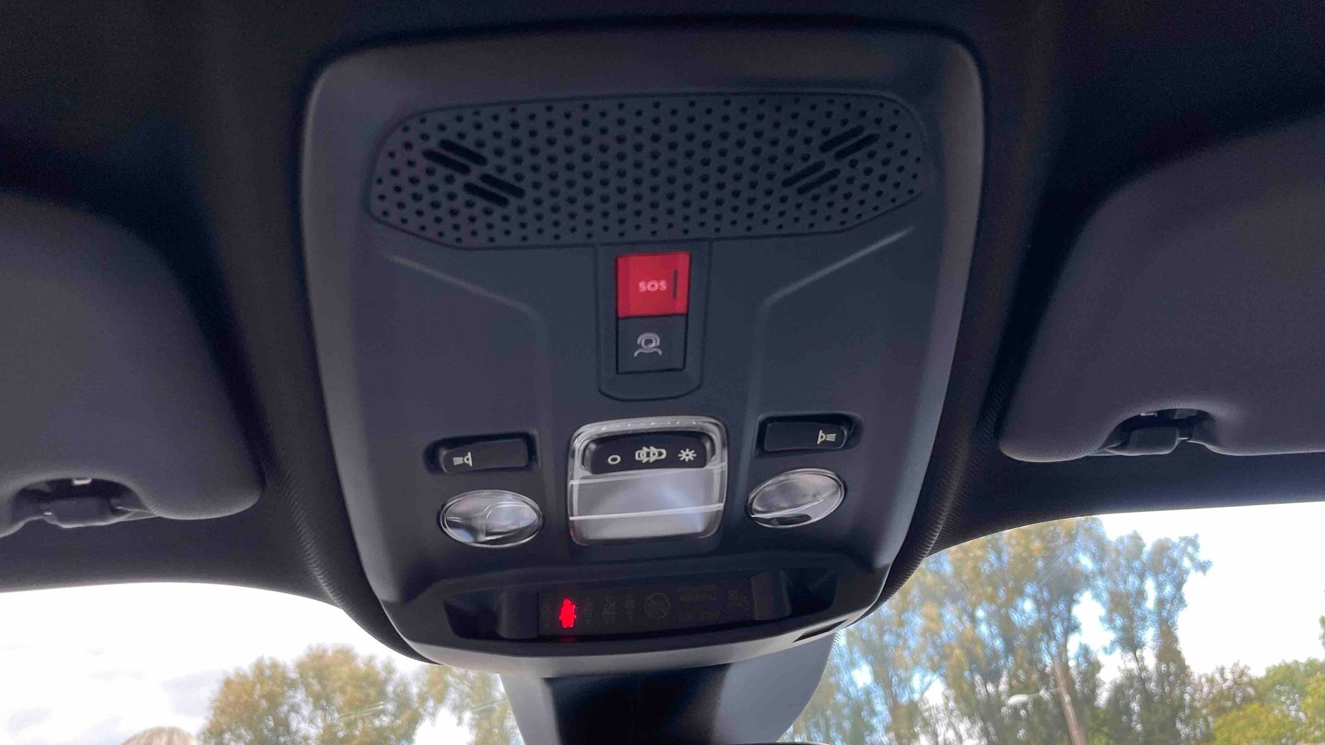 PEUGEOT 2008 PureTech 100 S&S BVM6 Allure