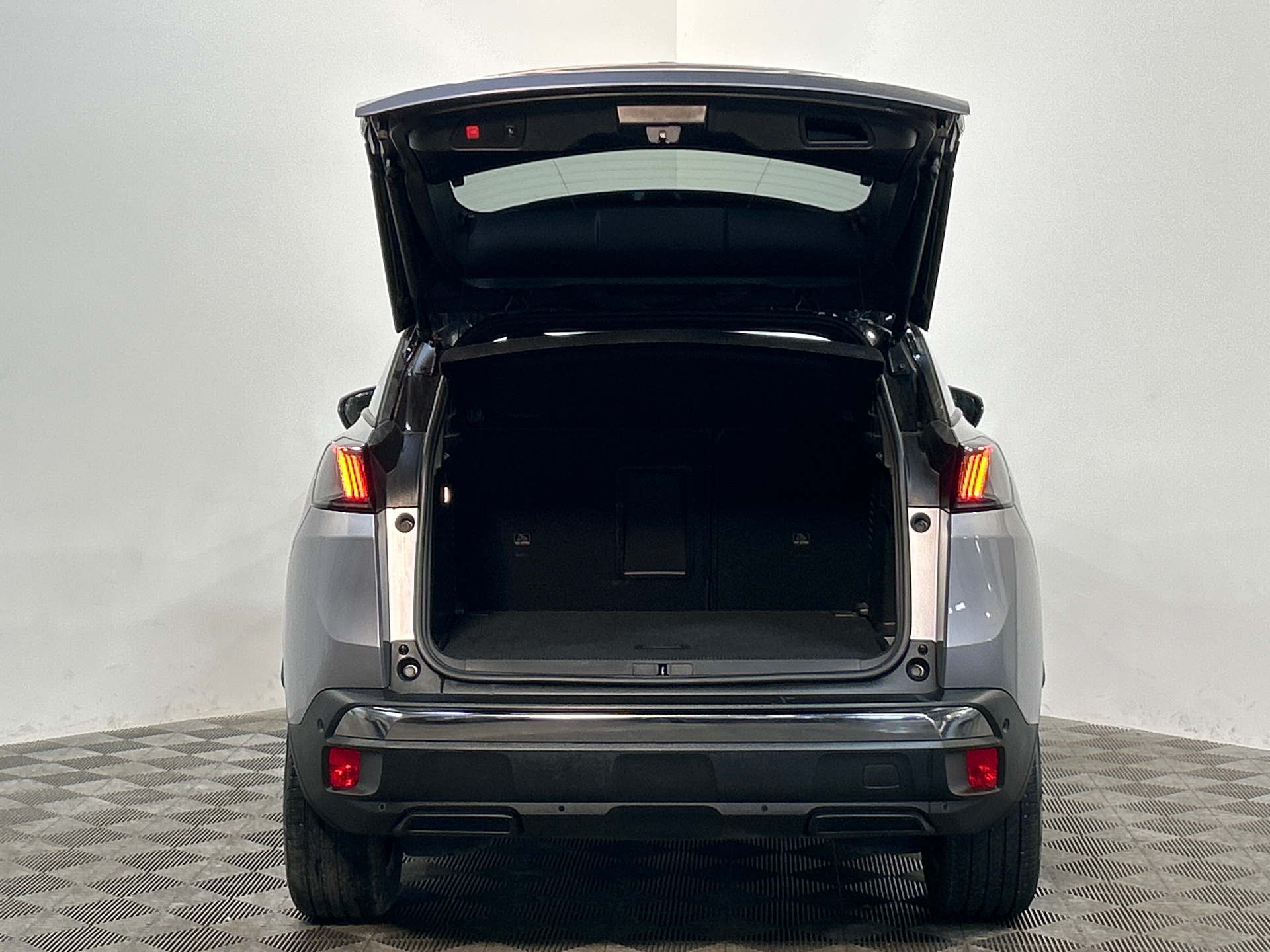 PEUGEOT 3008 Hybrid 136 e-DCS6 Allure Pack