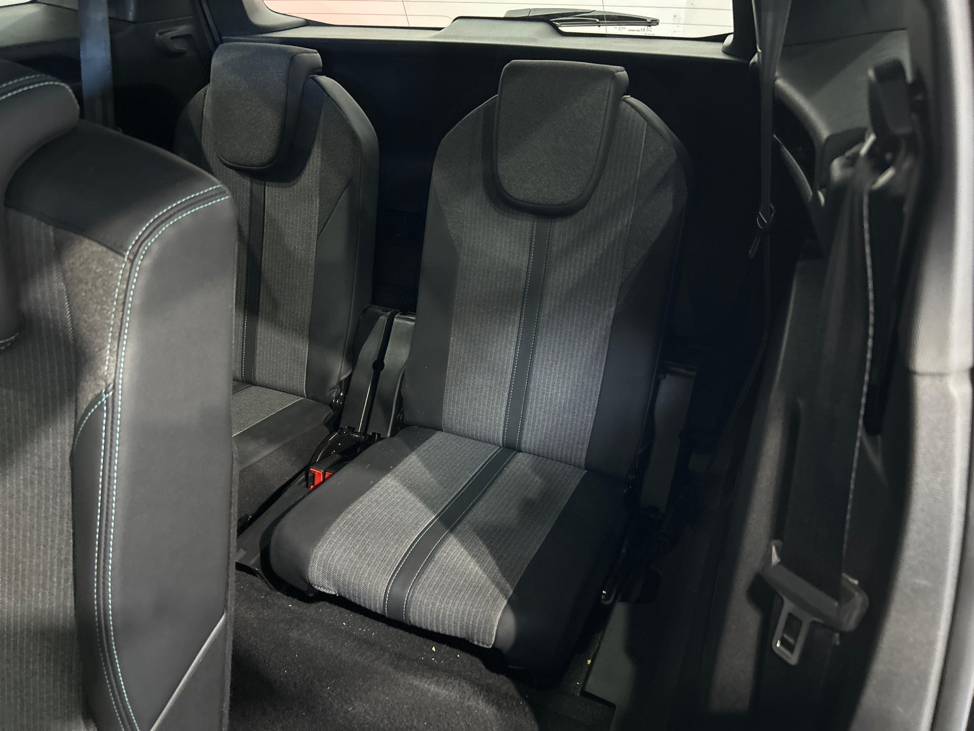 PEUGEOT 5008 ALLURE PK PTECH 130 S&S BVM6