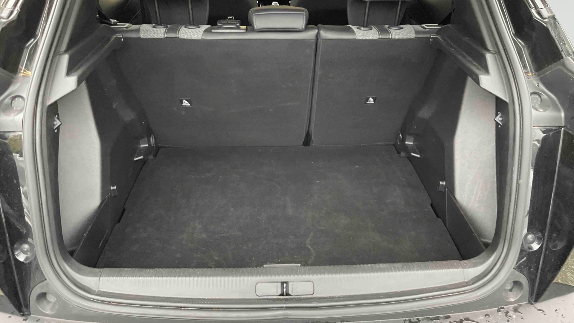 PEUGEOT 2008 PureTech 100 S&S BVM6 Allure
