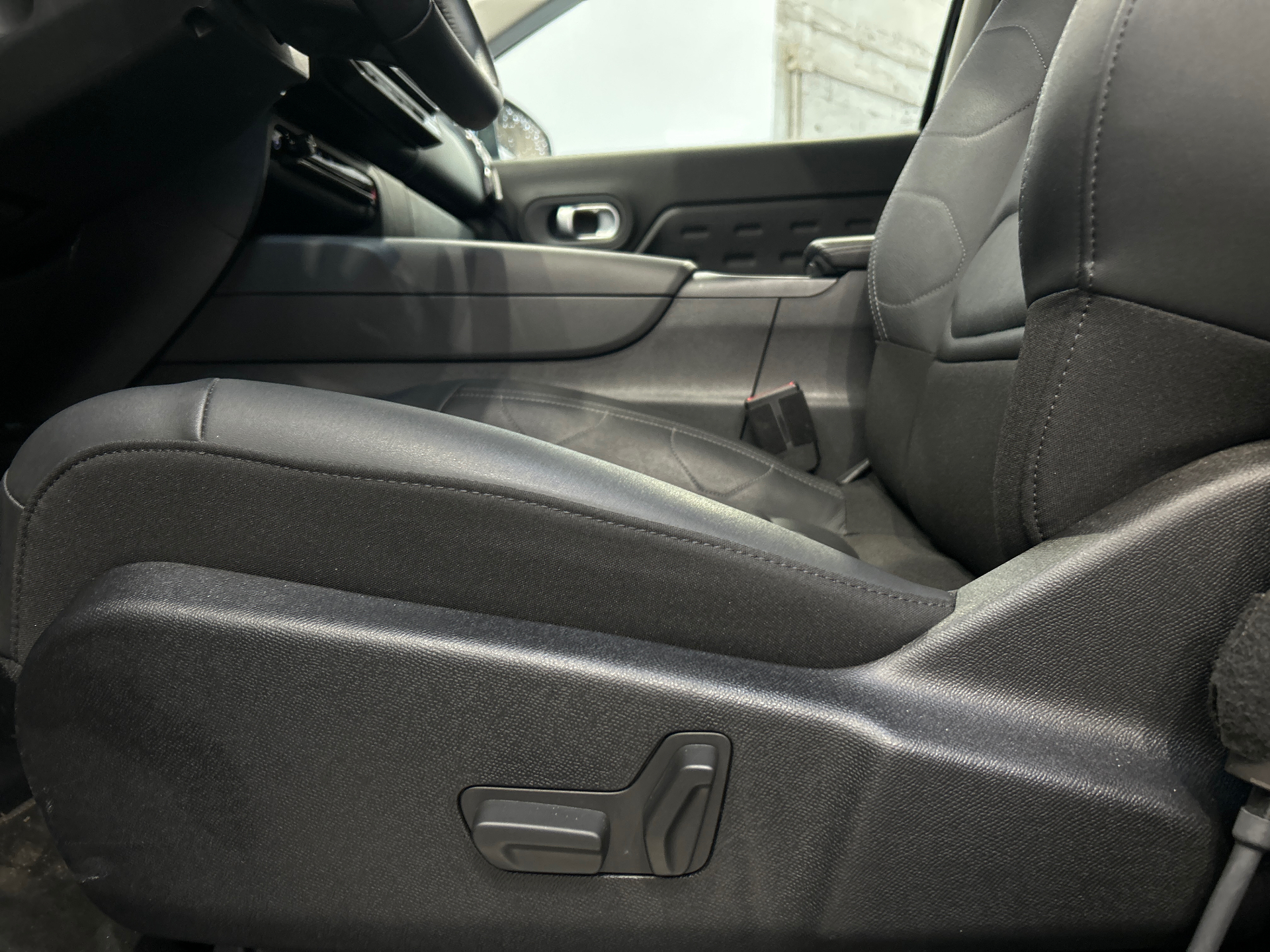 CITROEN C5 AIRCROSS Hybride Rechargeable 225 e-EAT8 Shine Pack