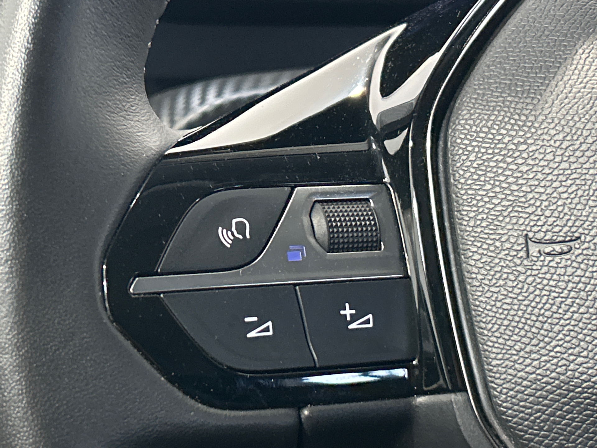 PEUGEOT 208 ALLURE PACK PURETECH 100 S&S BVM6