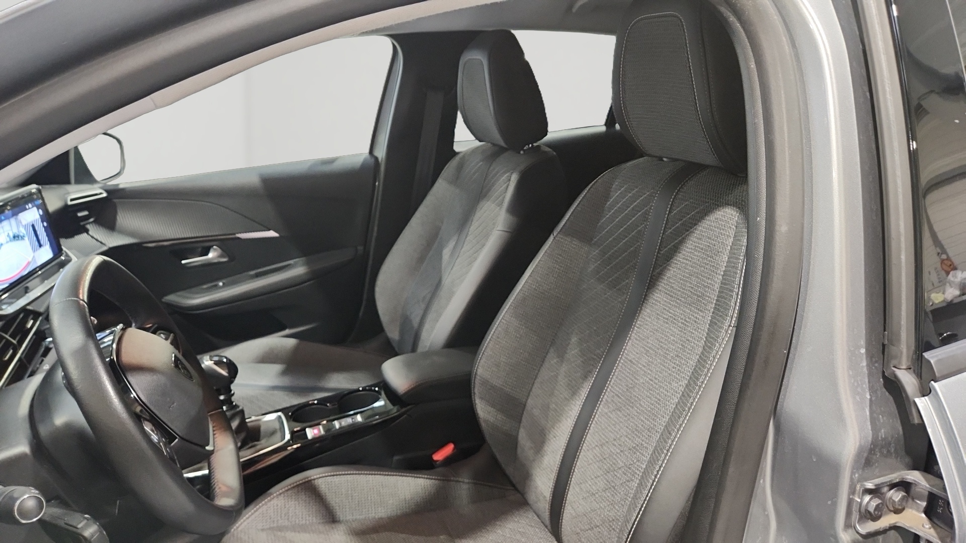 PEUGEOT 208 PureTech 100 S&S BVM6 Allure - 5P