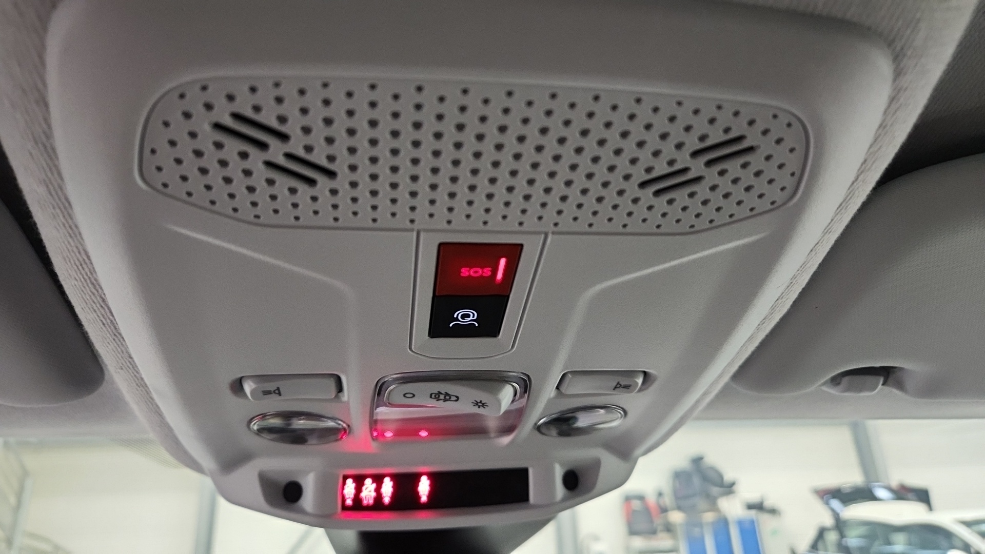 PEUGEOT 208 PureTech 100 S&S BVM6 Allure - 5P
