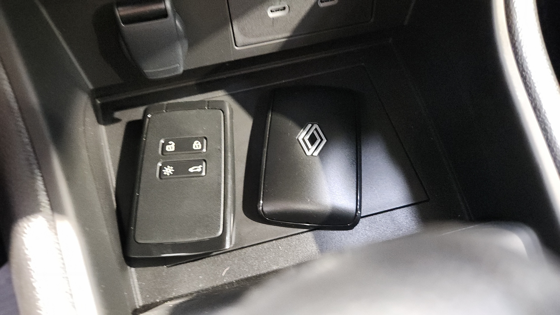RENAULT CAPTUR E-Tech full hybrid 145 ch Evolution