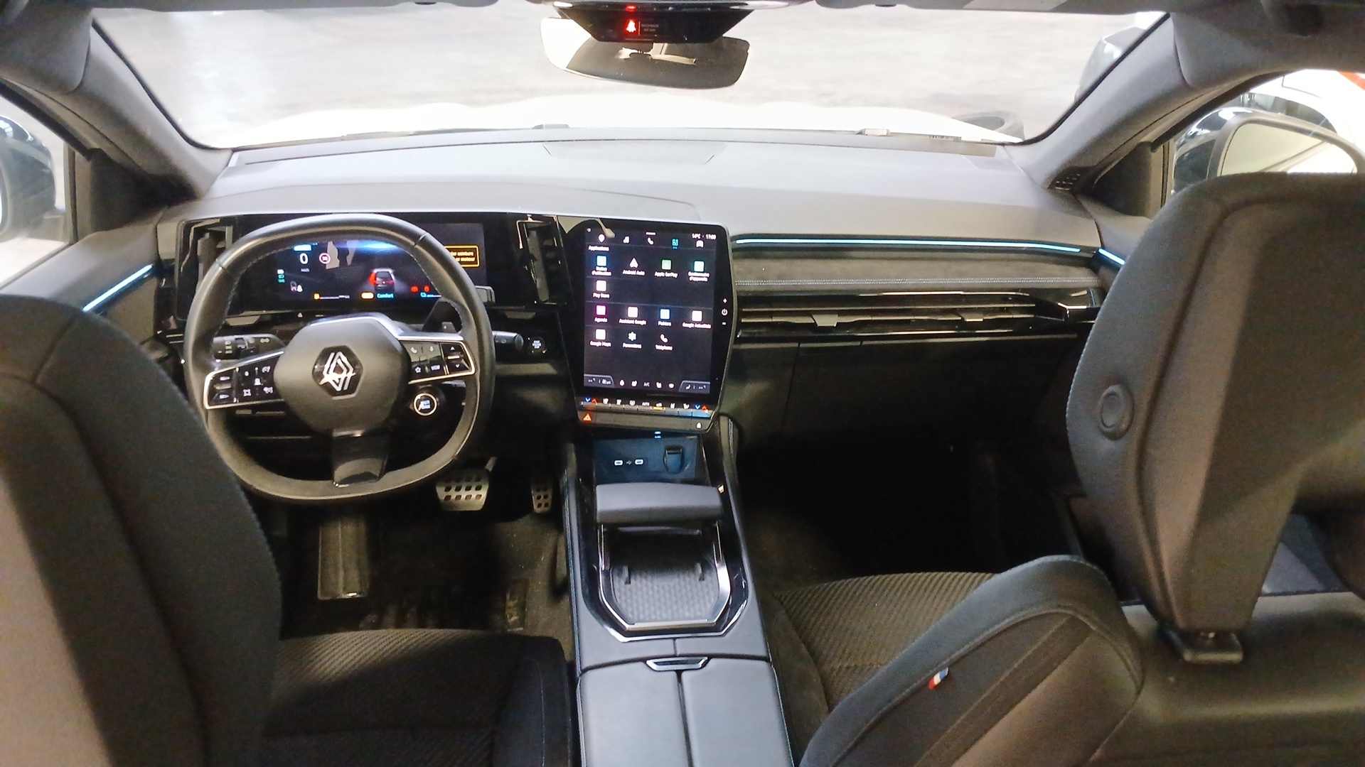 RENAULT ESPACE VI E-Tech hybrid 200 esprit Alpine