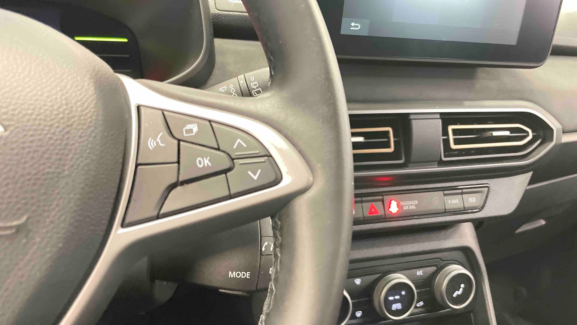 DACIA JOGGER Hybrid 140 7 places GSR2 Extreme
