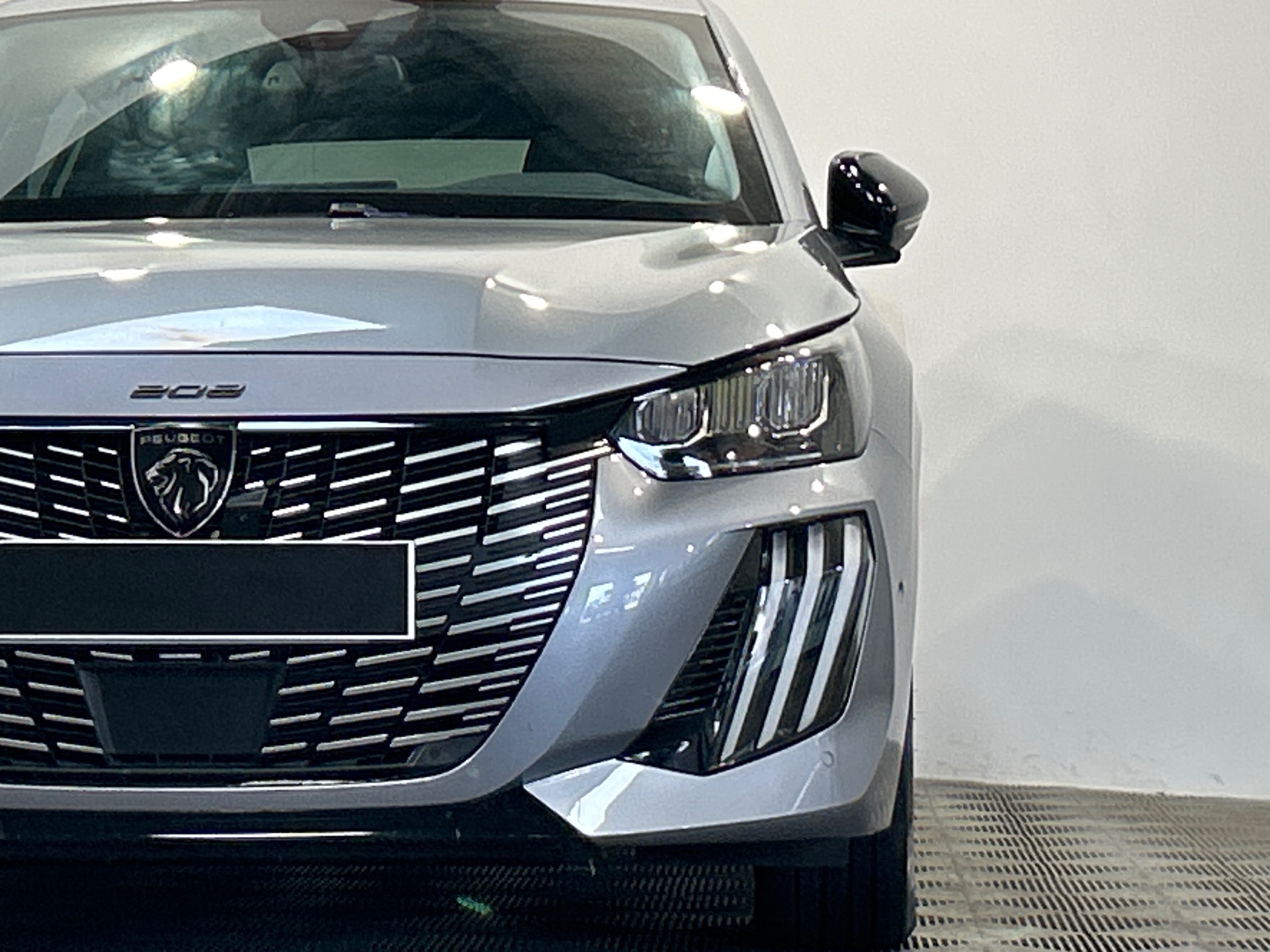 PEUGEOT 208 ALL PT100 BVM