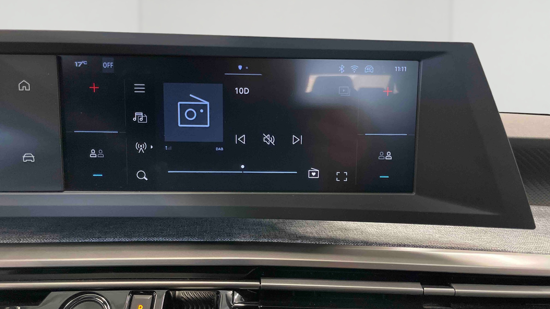 PEUGEOT 5008 Hybrid 145 ch e-DCS6 Allure