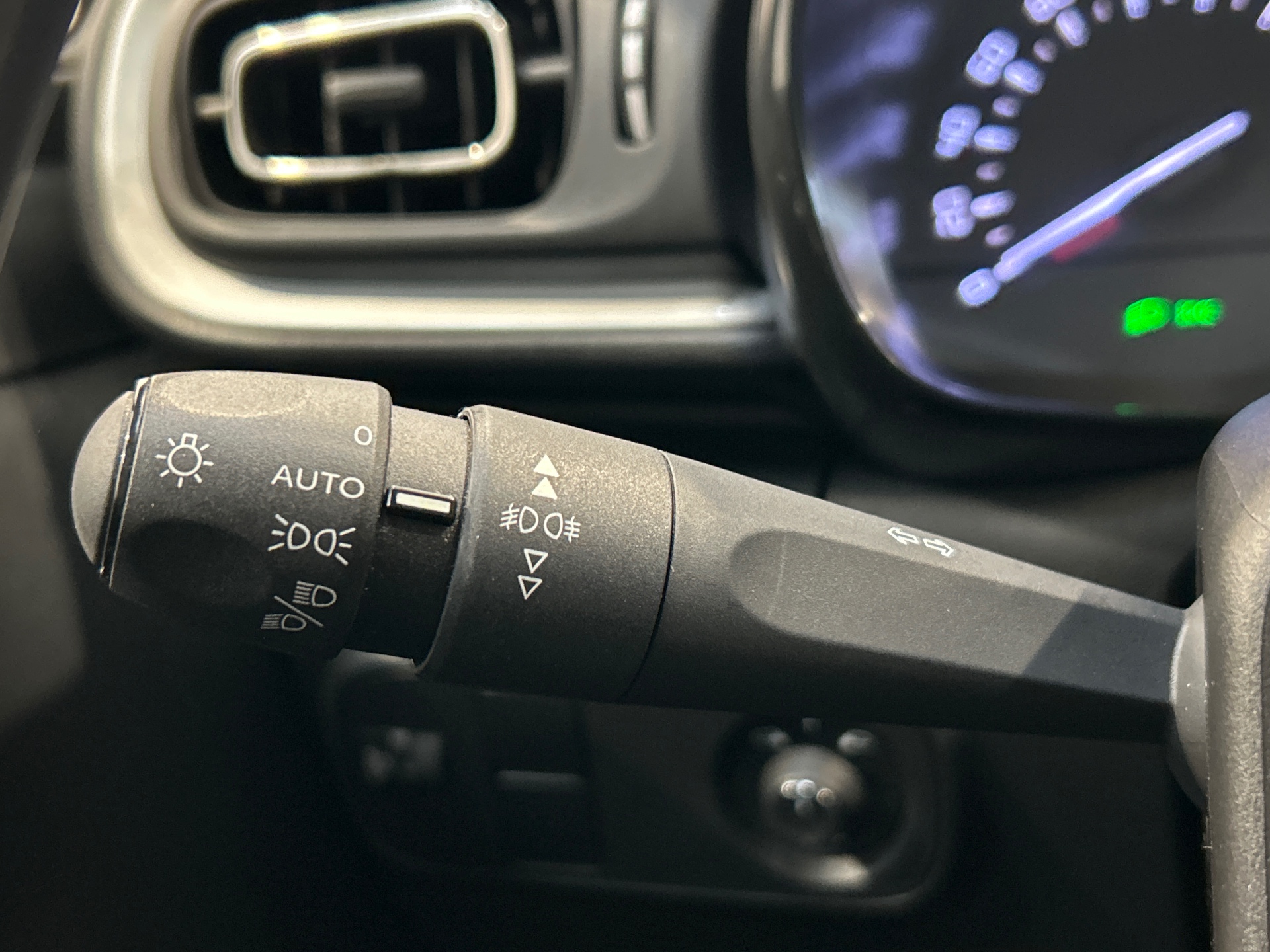 CITROEN C3 PT110 S&S BVM6 SHINE