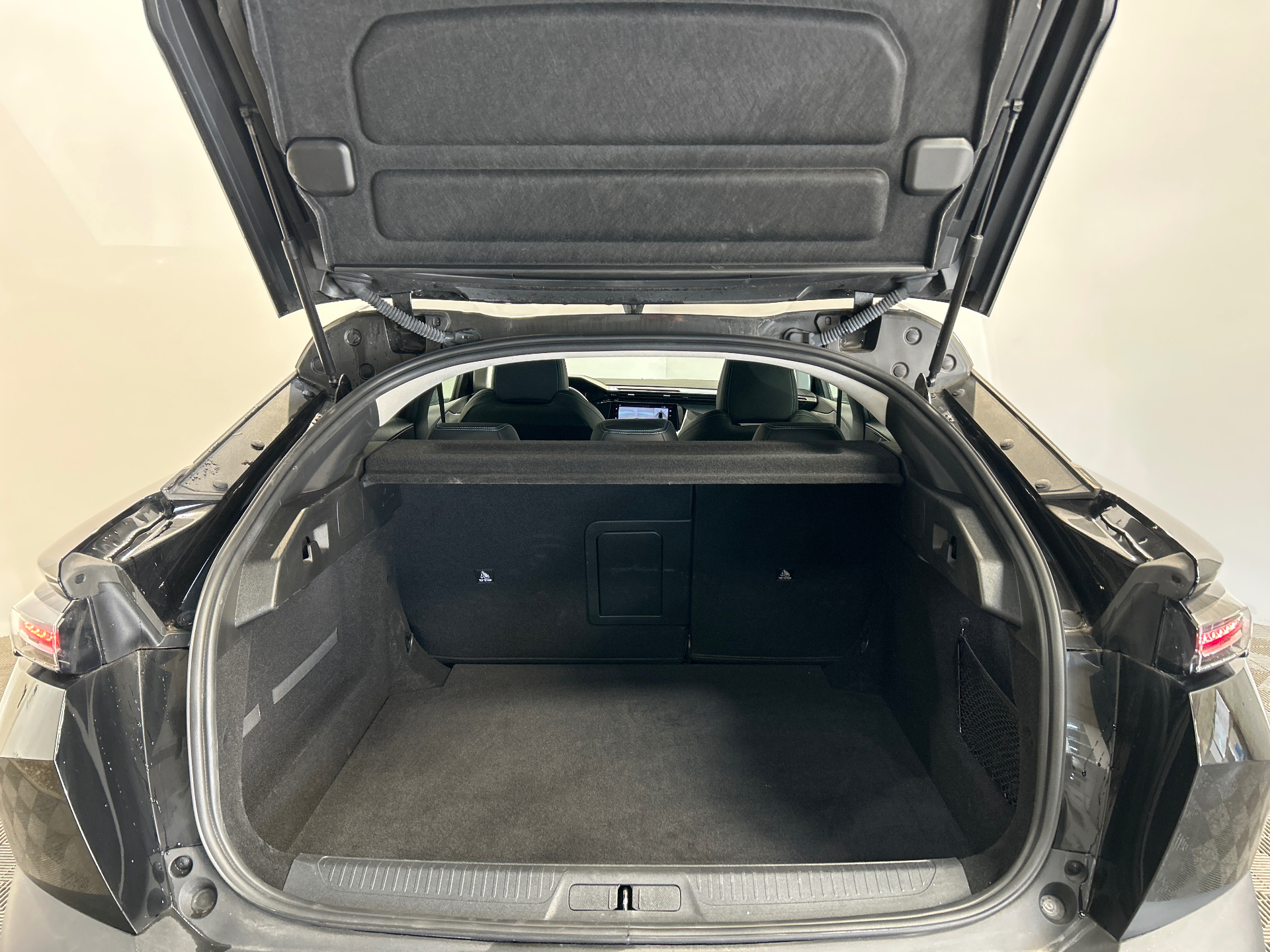 PEUGEOT 408 Hybrid 145 e-DCS6 Allure
