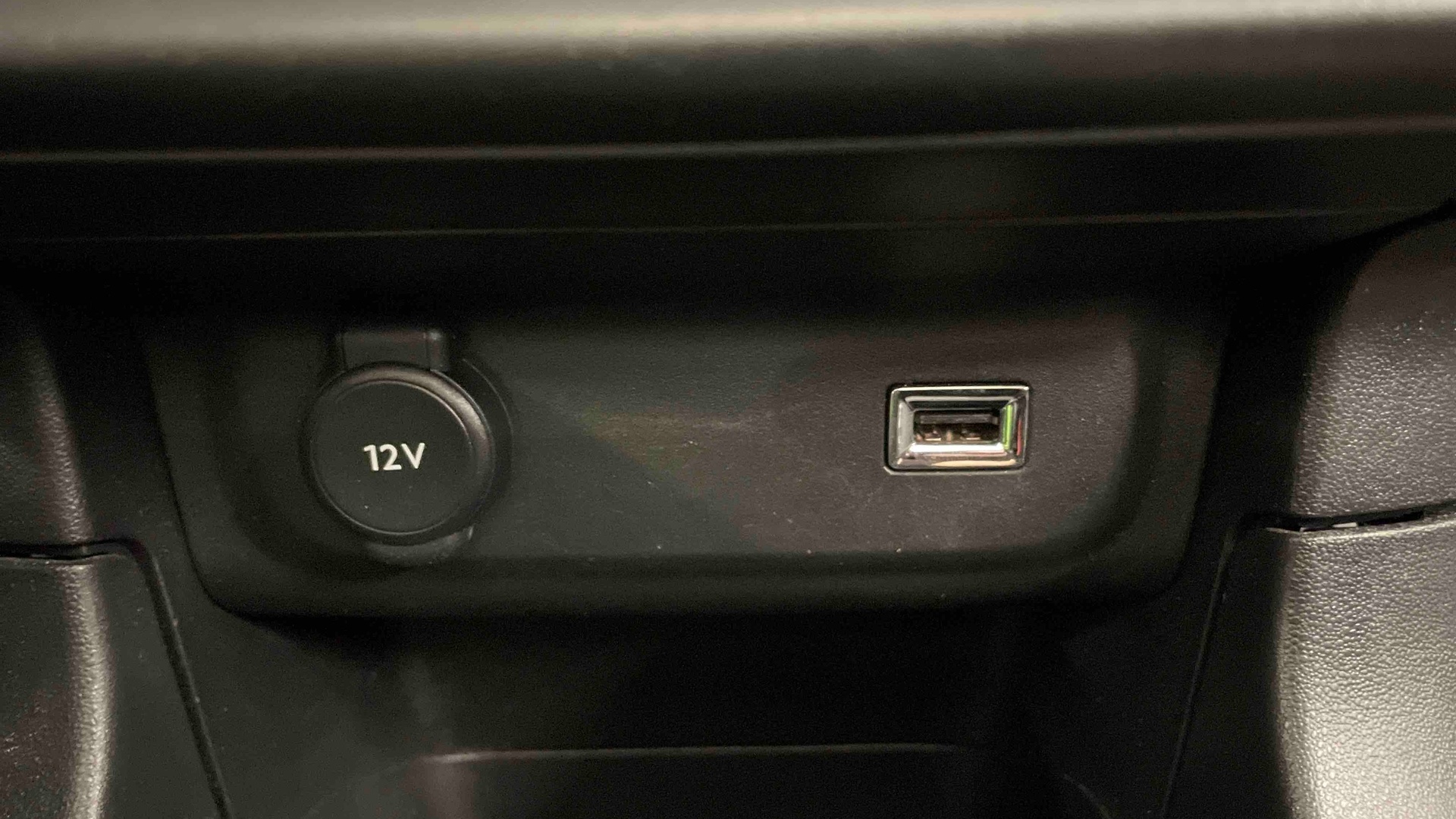 CITROEN C3 PureTech 110 S&S BVM6 Shine