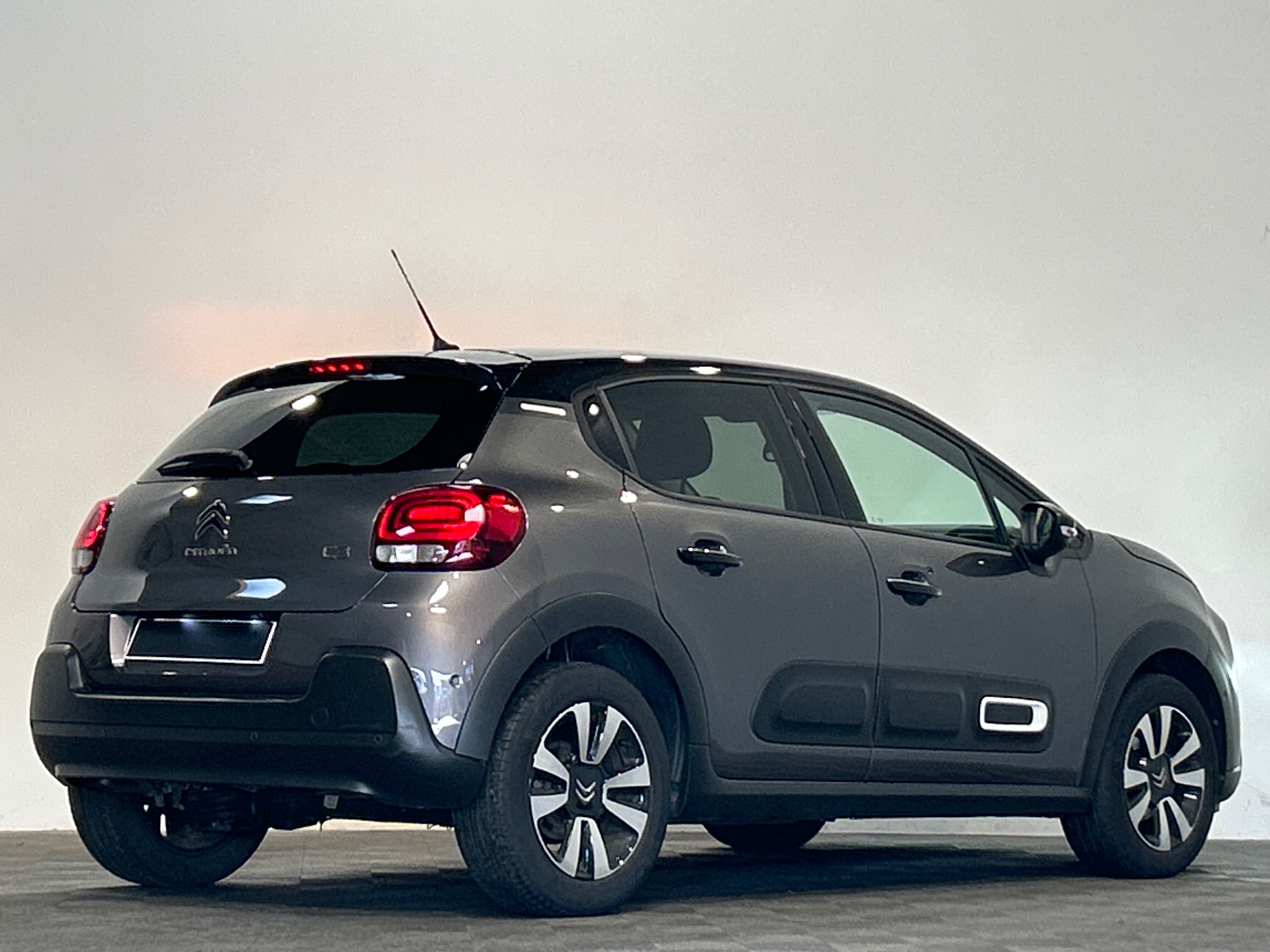 CITROEN C3 PT110 S&S BVM6 SHINE