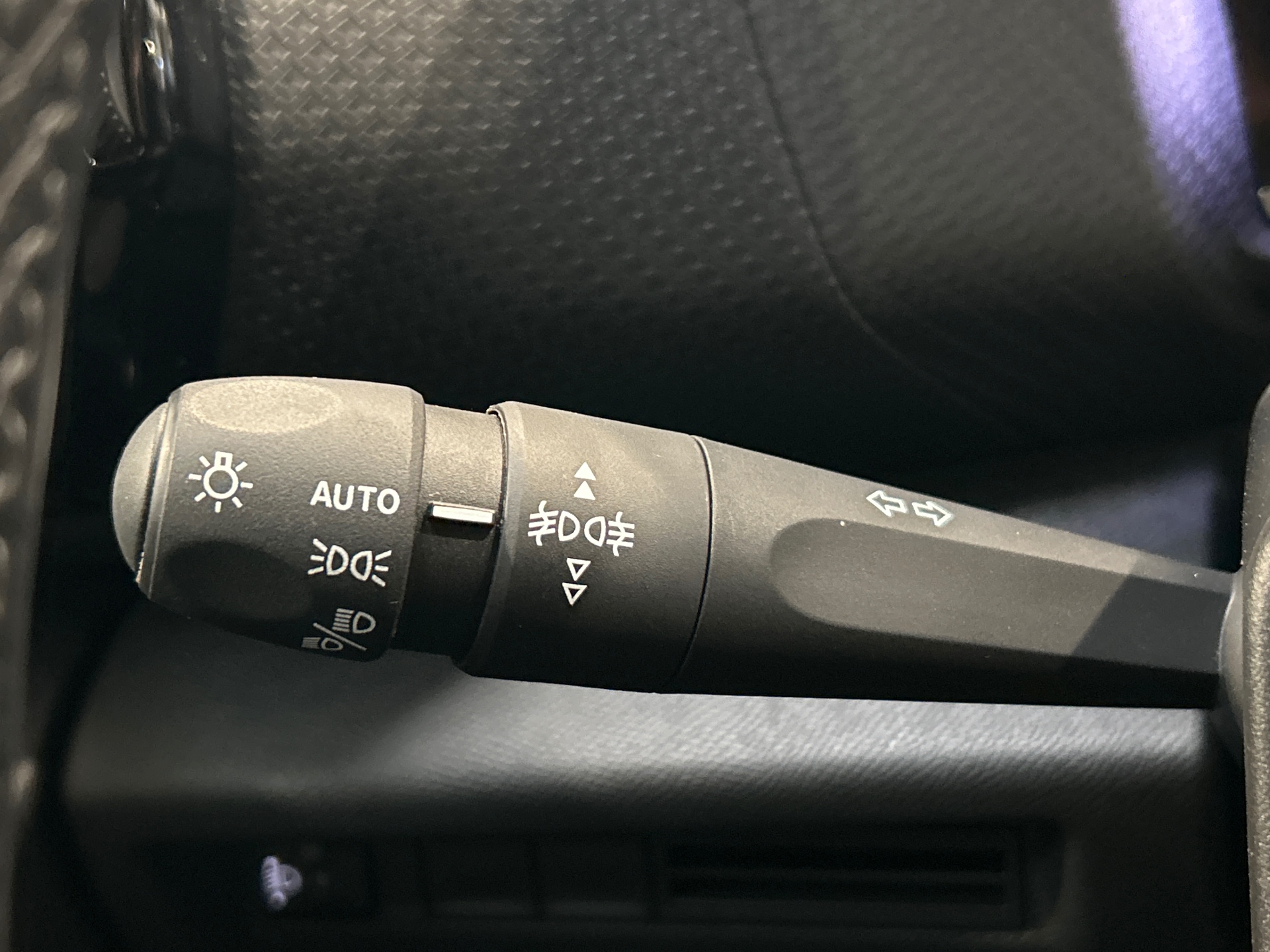 CITROEN C4 BHDI 130 S&S EAT8 MAX