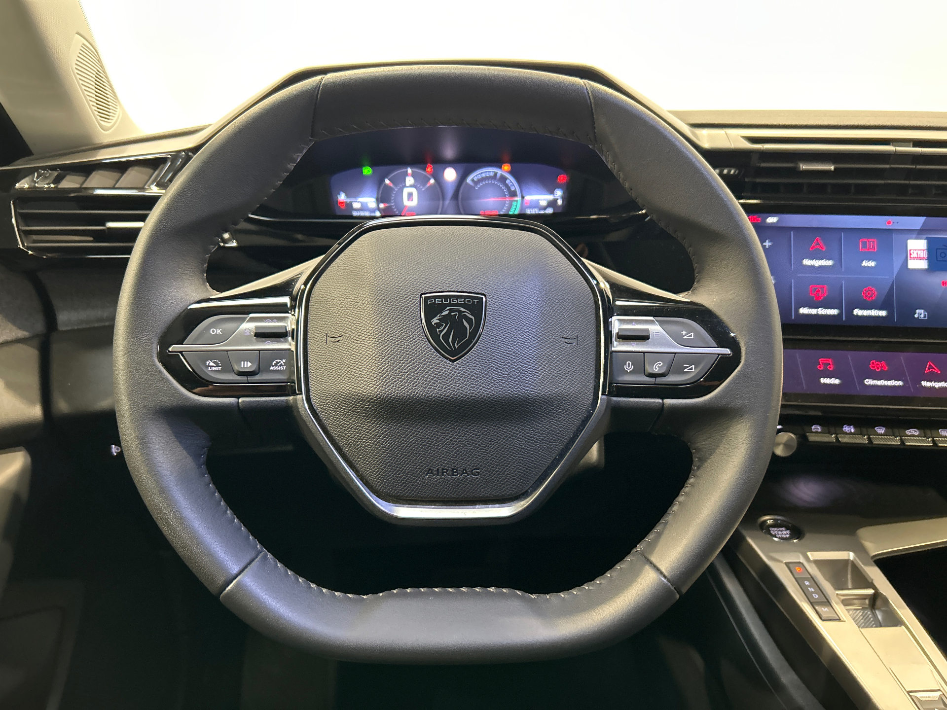 PEUGEOT 408 Hybrid 145 e-DCS6 Allure