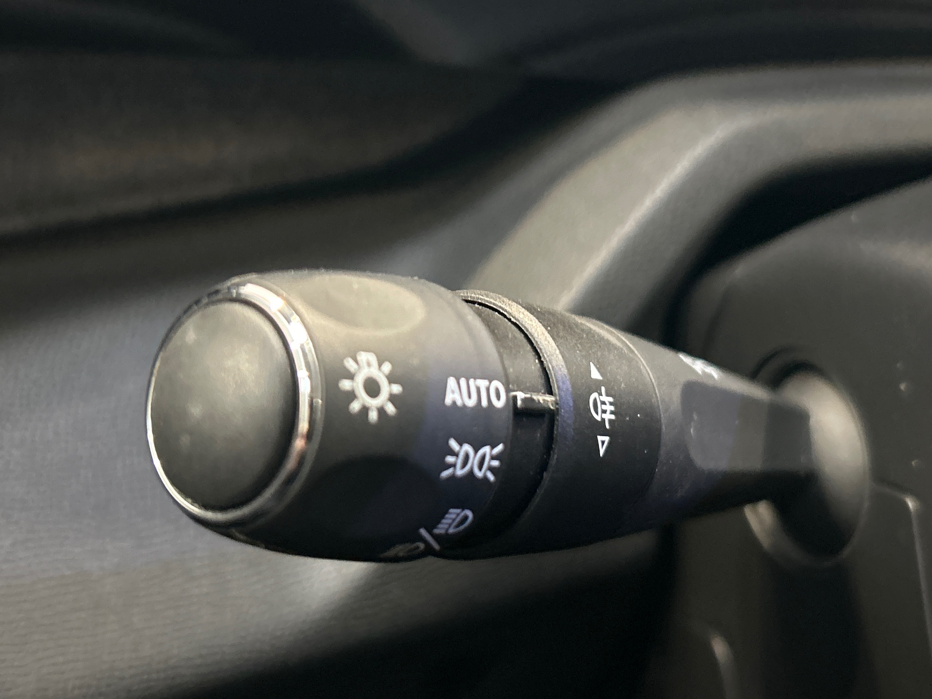 PEUGEOT 408 Hybrid 145 e-DCS6 Allure