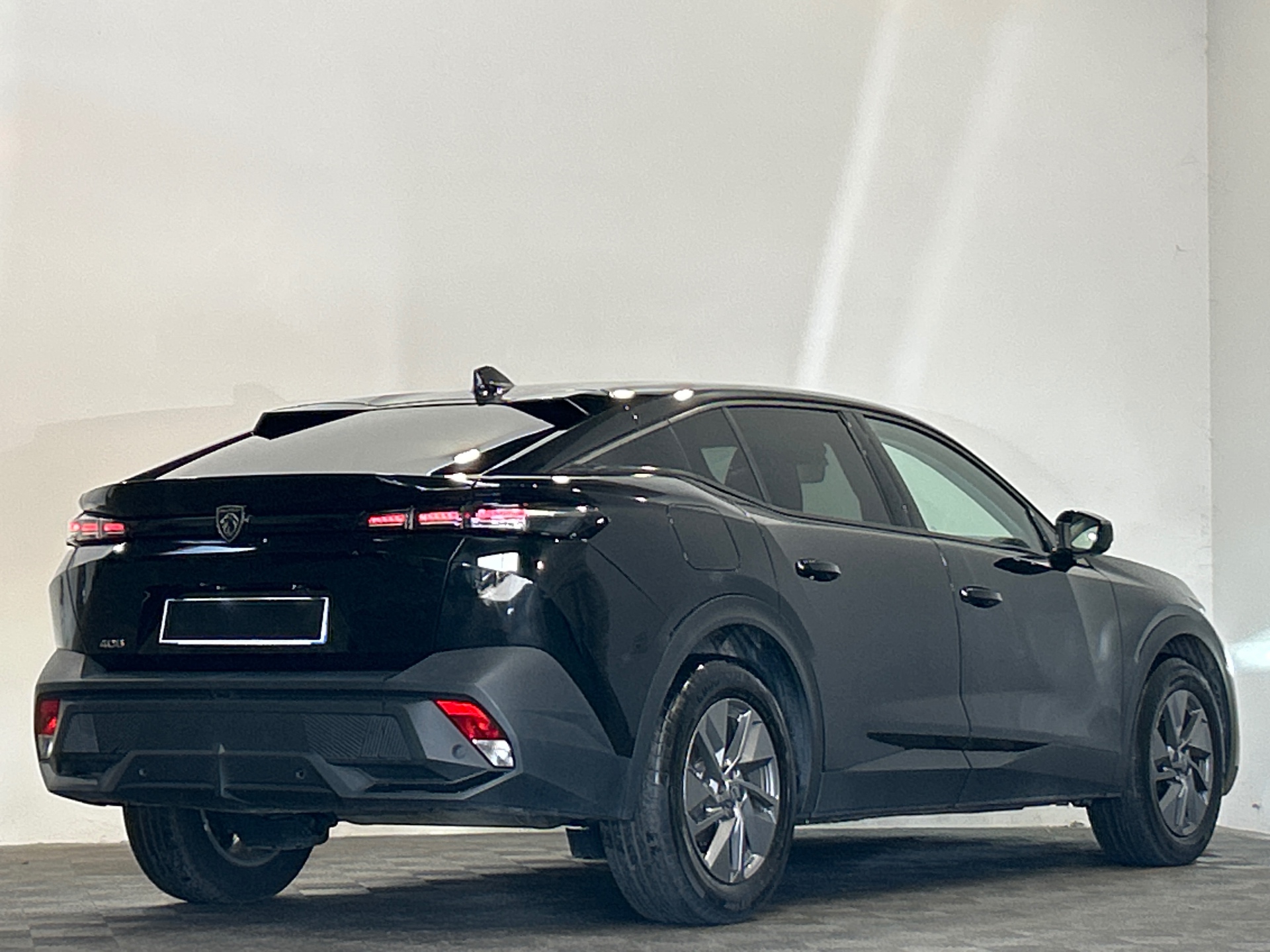 PEUGEOT 408 Hybrid 145 e-DCS6 Allure