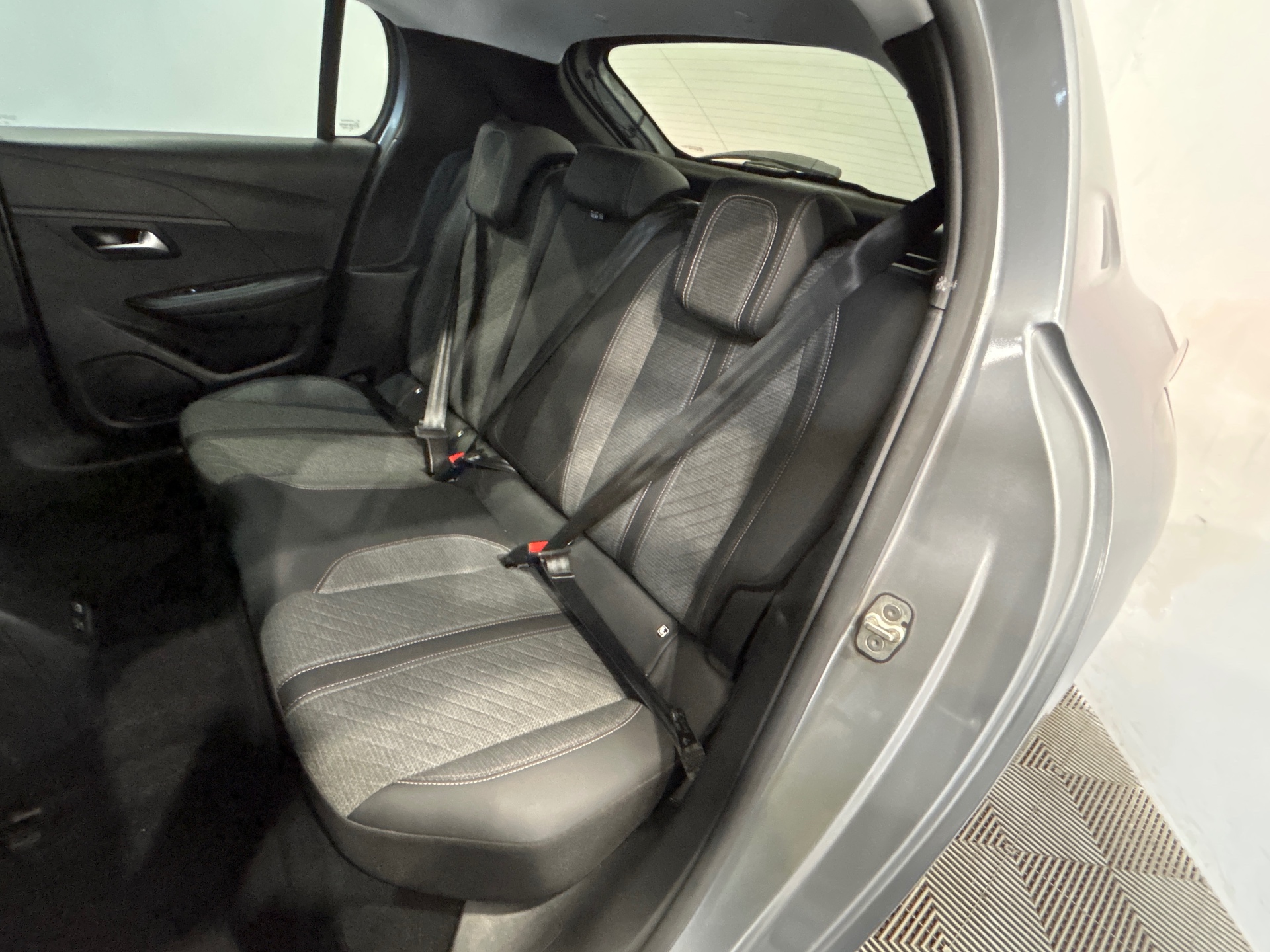 PEUGEOT 208 ALL PT100 BVM