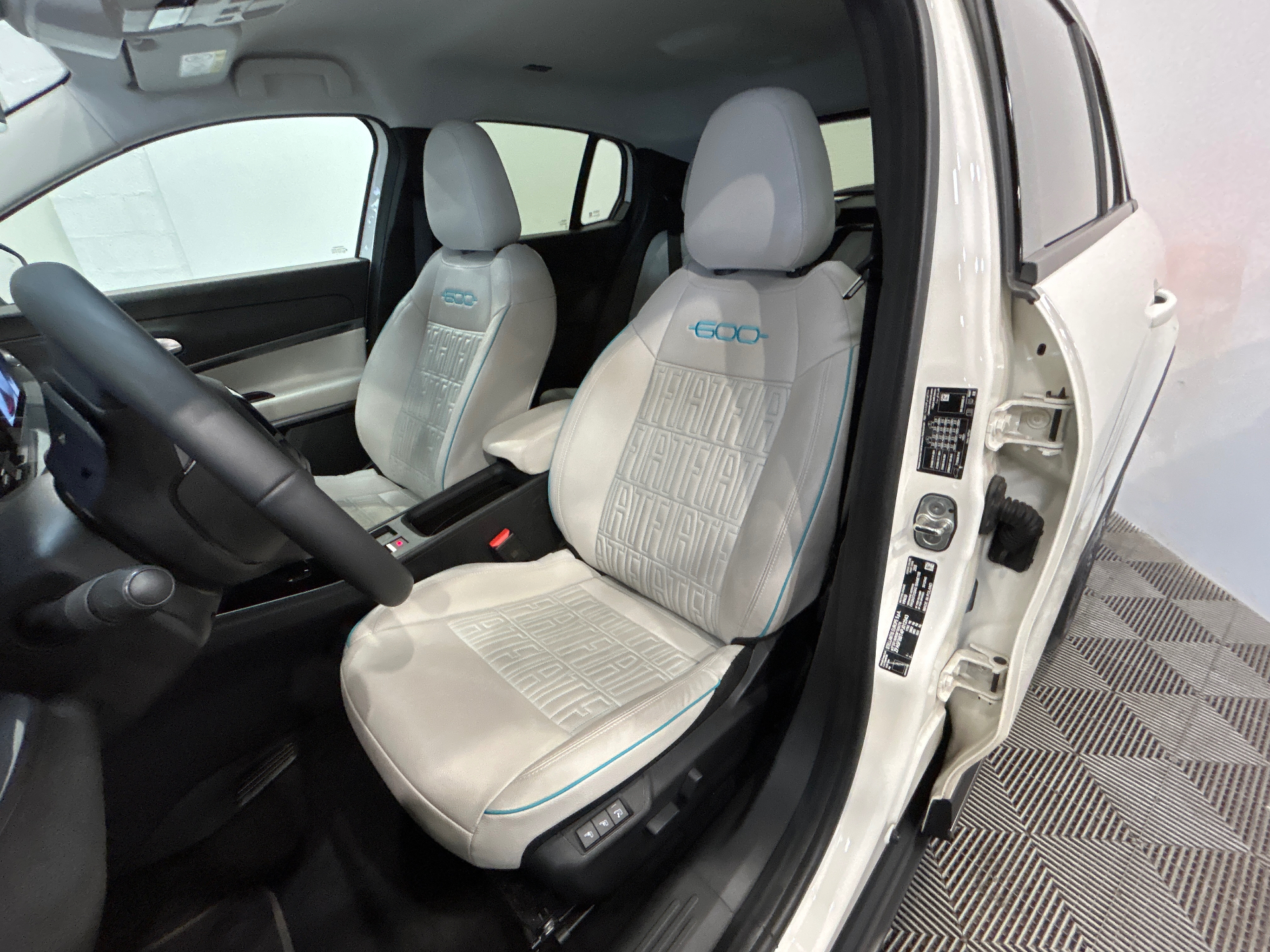 FIAT 600 La Prima 1.2 Hybrid 100ch DCT6