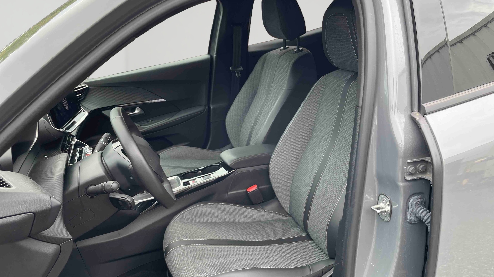 PEUGEOT 2008 100 S&S BVM6 Allure