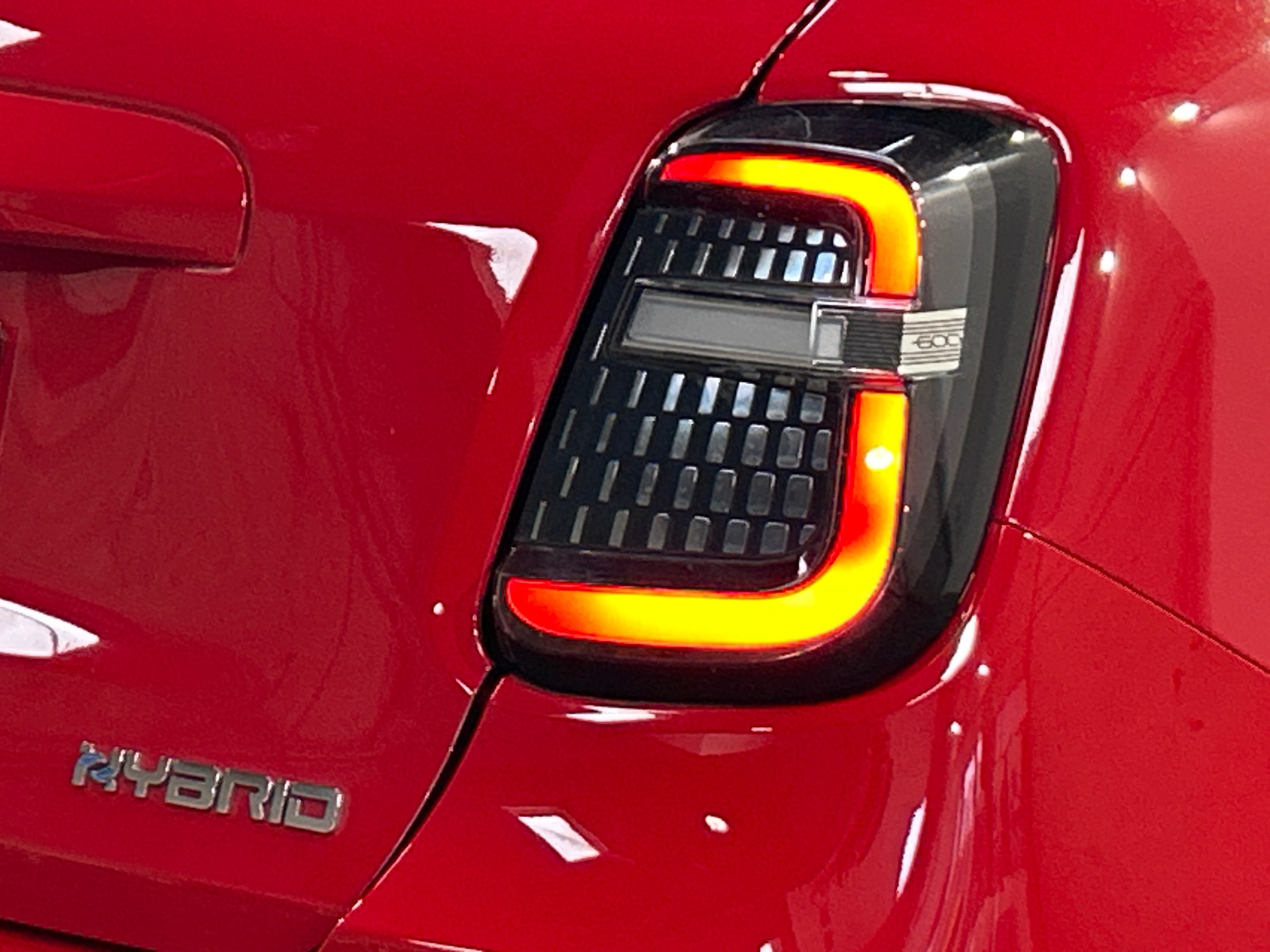 FIAT 600 PRIMA 1.2 HYBRID 100DCT6