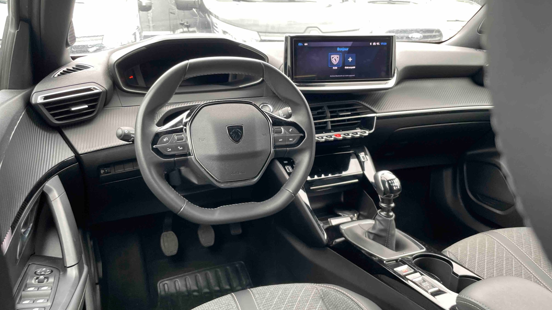 PEUGEOT 2008 100 S&S BVM6 Allure