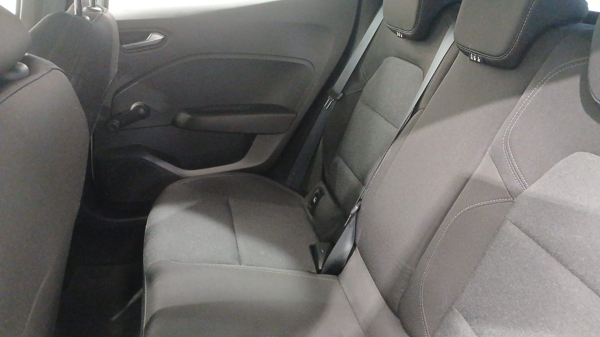 RENAULT CLIO V Blue dCi 100 - 21N Business
