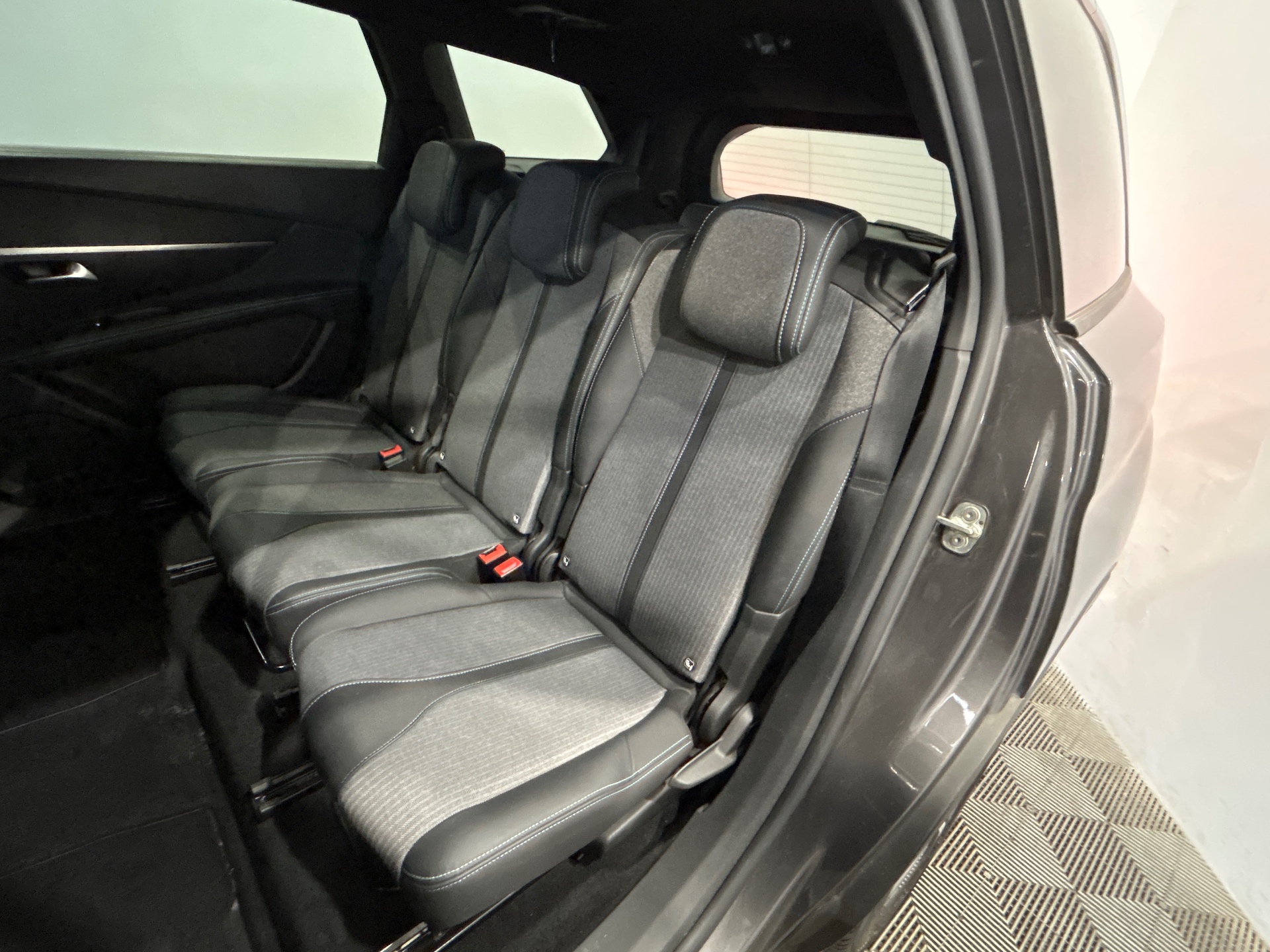 PEUGEOT 5008 PureTech 130ch S&S EAT8 Allure Pack