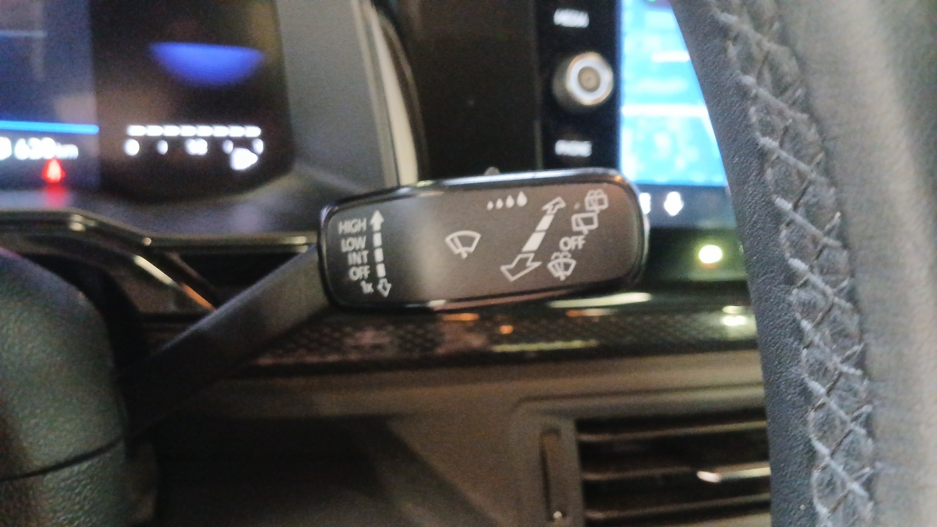 VOLKSWAGEN POLO Edition 1.0 TSI 95 DSG