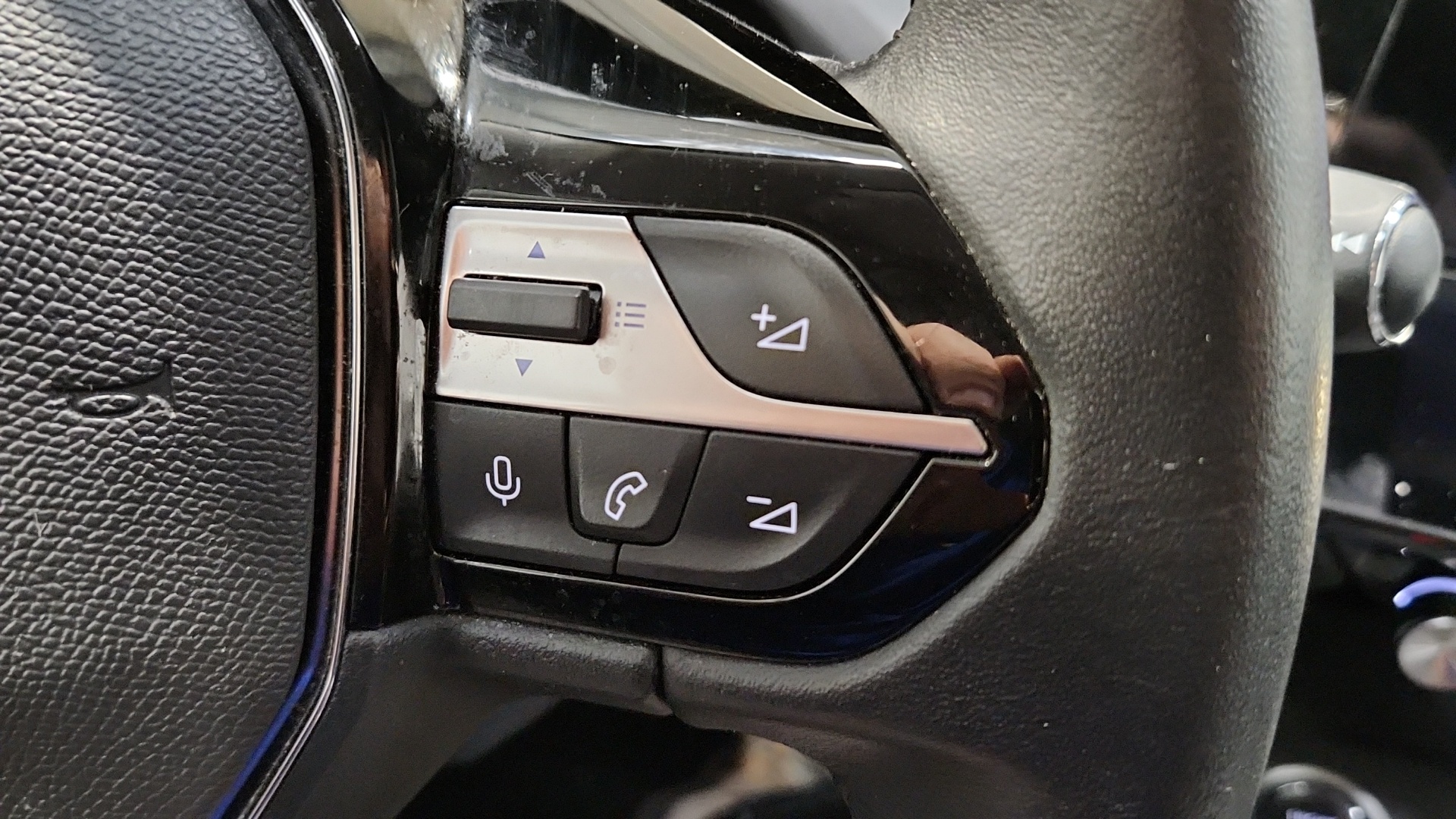 PEUGEOT 308 PureTech 130ch S&S BVM6 Allure
