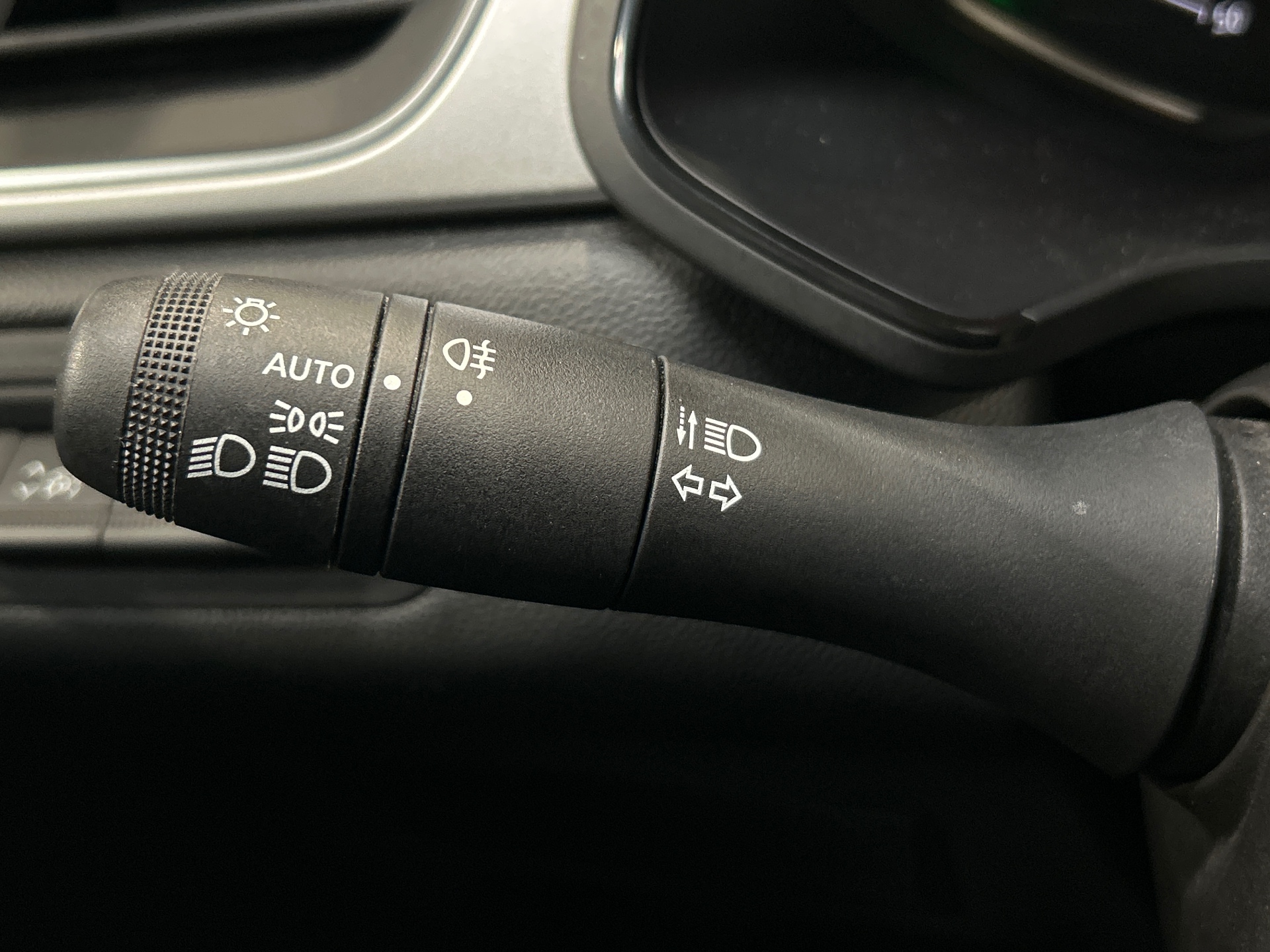 RENAULT CAPTUR techno TCe 90
