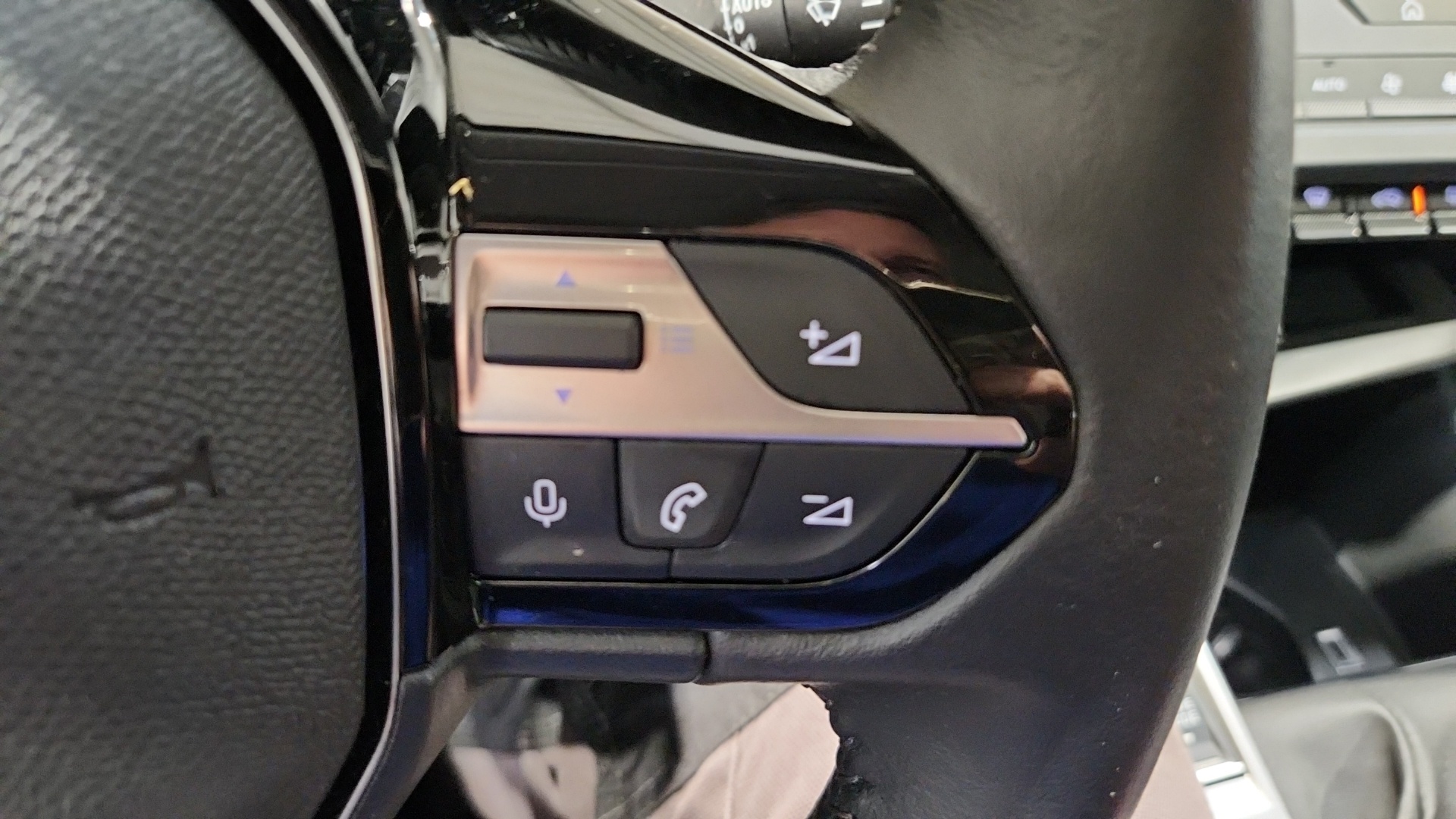 PEUGEOT 308 PureTech 130ch S&S BVM6 Active Pack