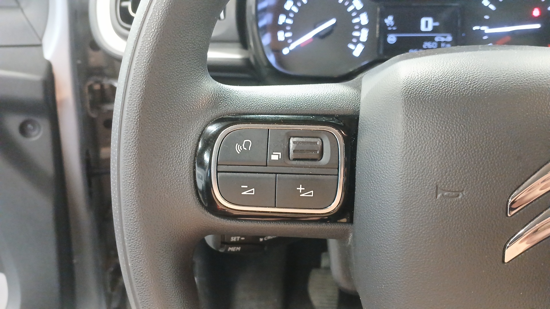 CITROEN C3 PureTech 110 BVM6 Plus