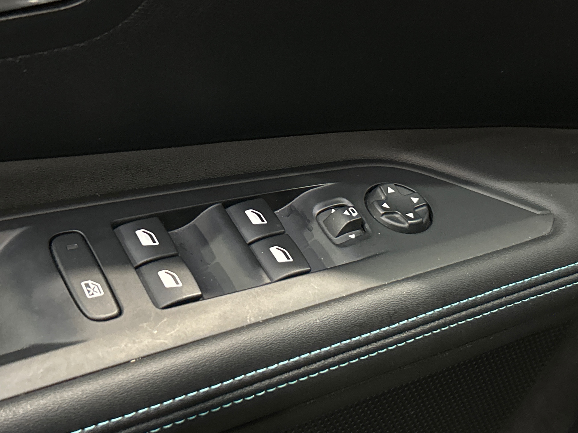 PEUGEOT 5008 PureTech 130ch S&S EAT8 Allure Pack