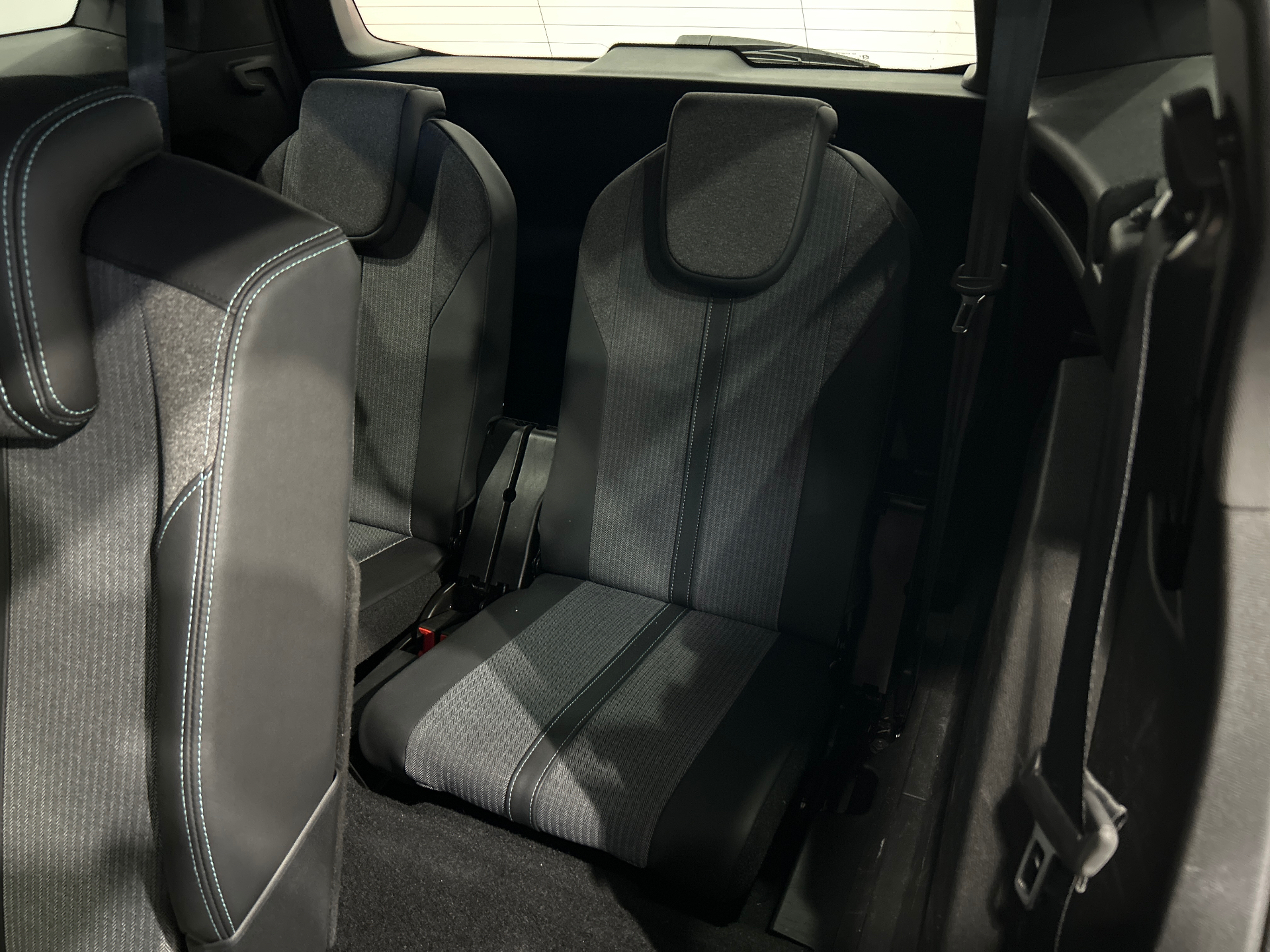 PEUGEOT 5008 PureTech 130ch S&S EAT8 Allure Pack